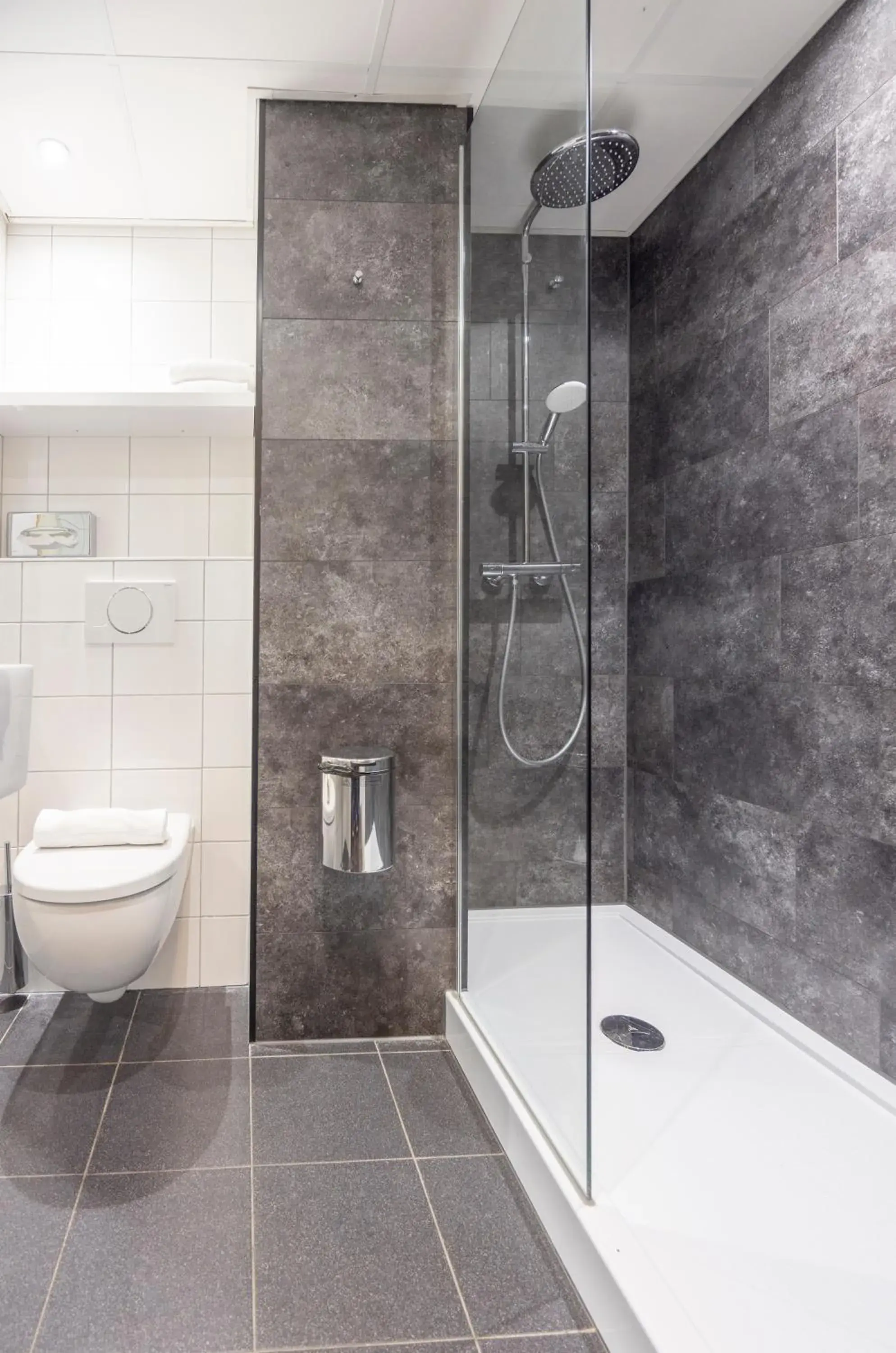 Superior Double Room with shower and Balcony in Fletcher Hotel Restaurant De Eese Superior Double Room with shower and Balcony in Fletcher Hotel Restaurant De Eese