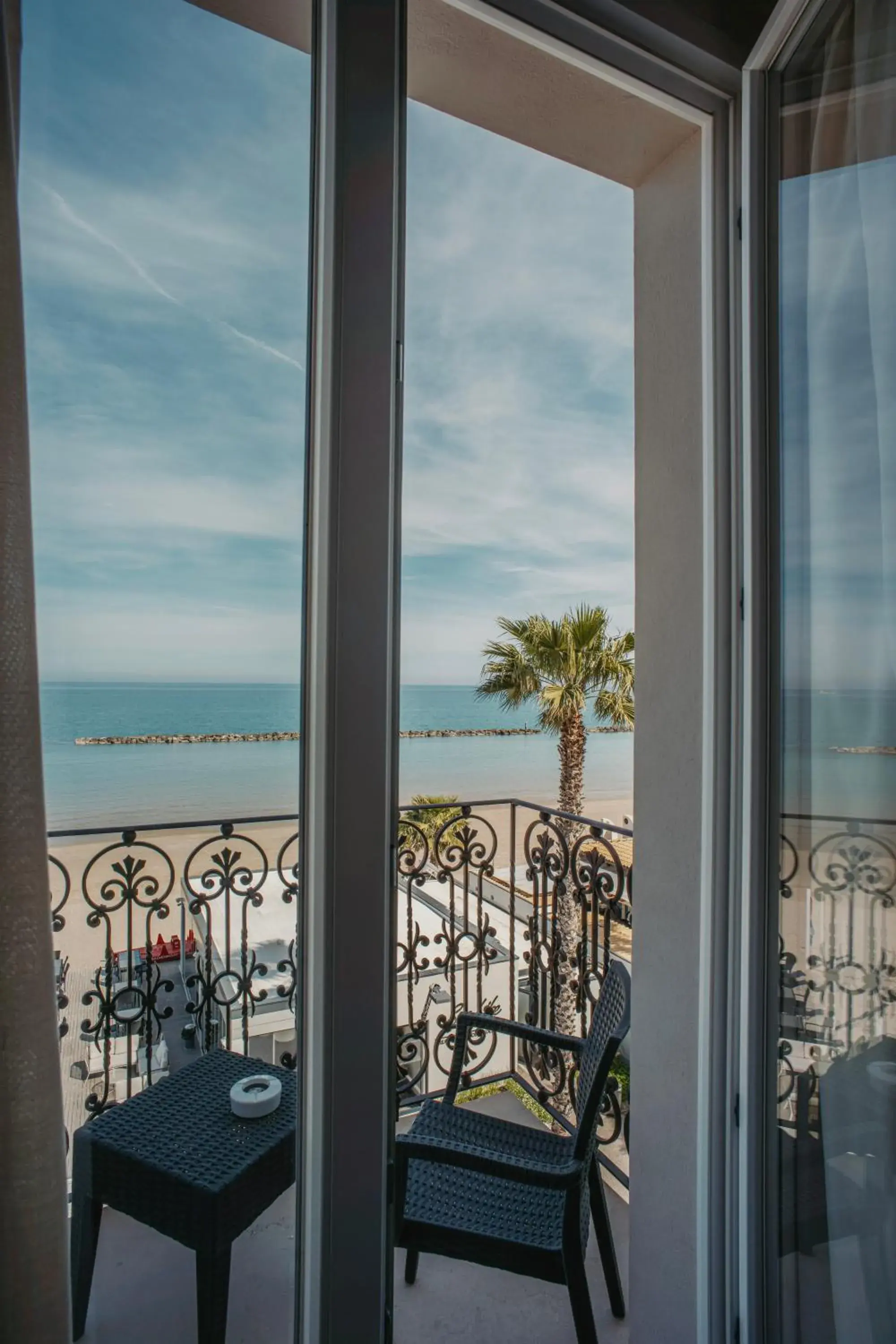 Deluxe Triple Room in Hotel Baia Marina Deluxe Triple Room in Hotel Baia Marina