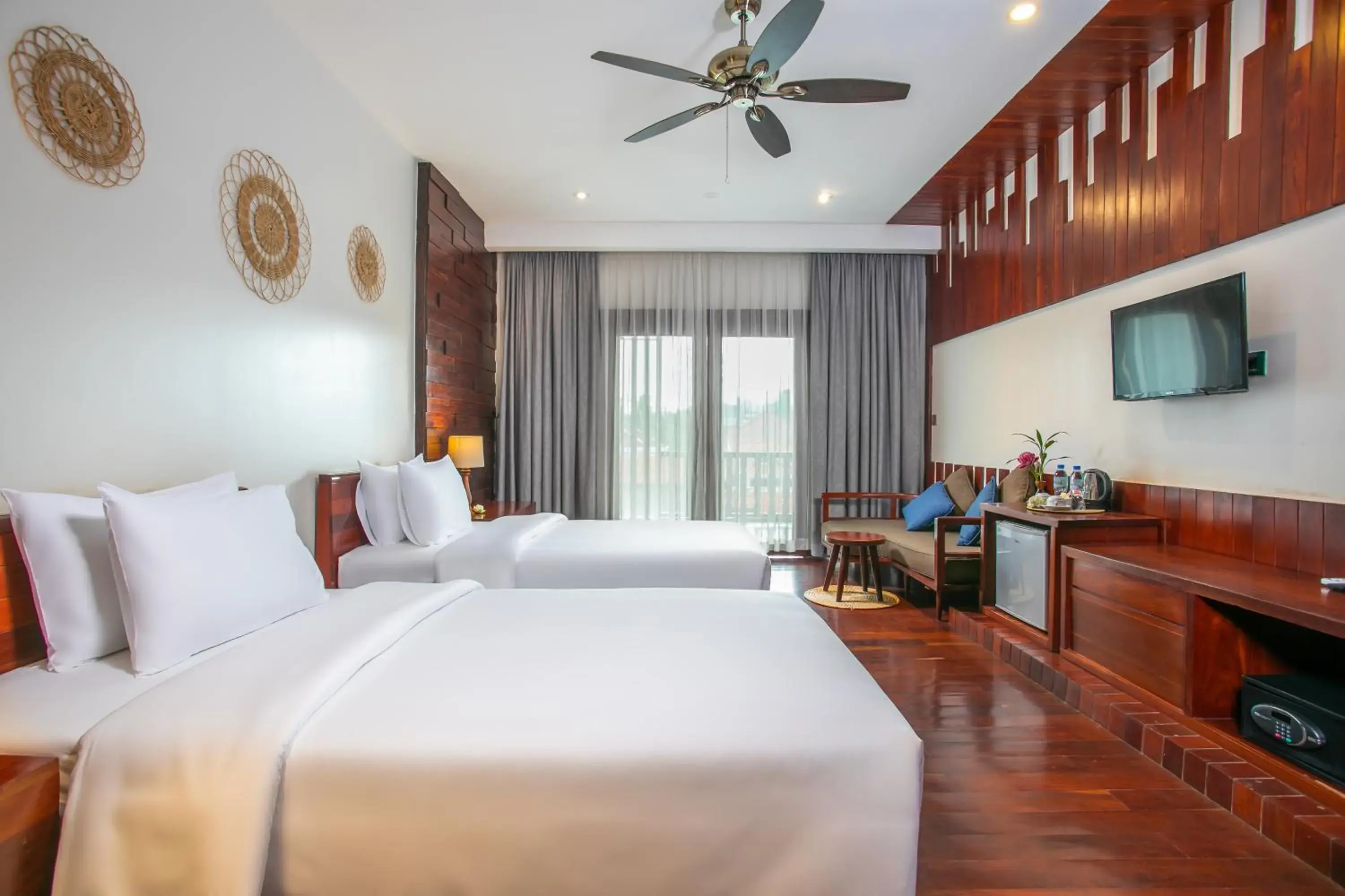 Deluxe Family Room in Mera Residence Deluxe Family Room in Mera Residence