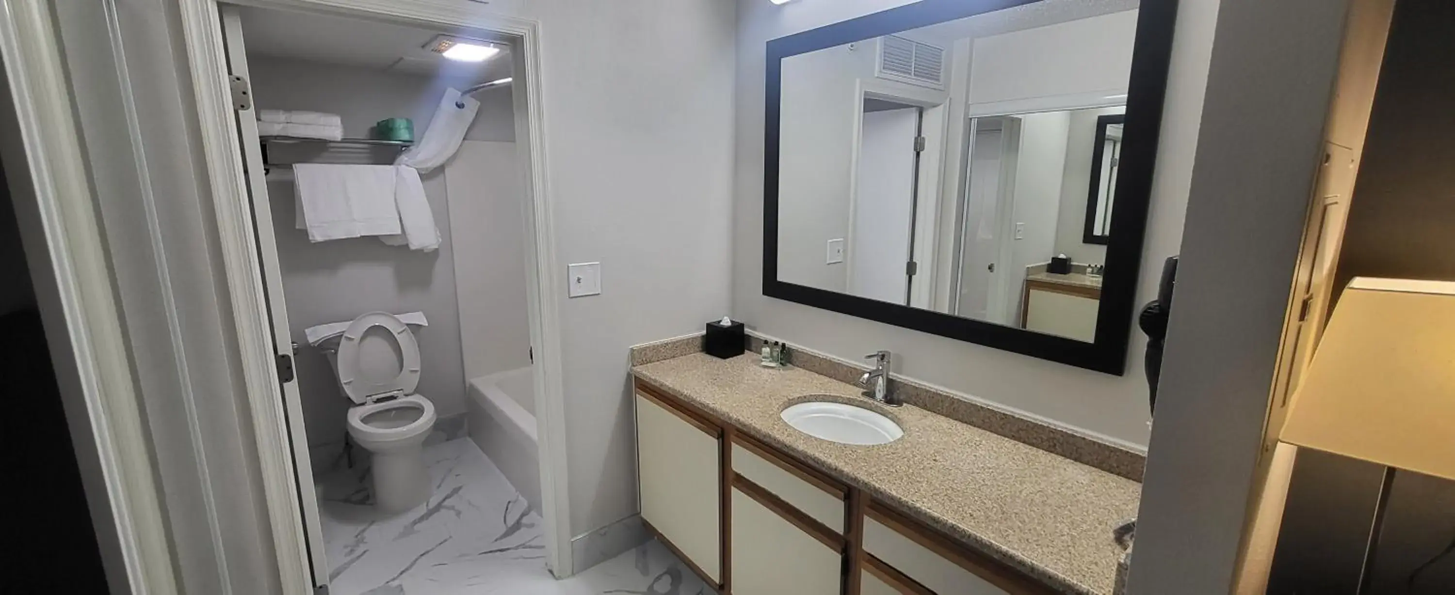 King Studio with Sofa Bed in Philadelphia Suites at Airport - An Extended Stay Hotel King Studio with Sofa Bed in Philadelphia Suites at Airport - An Extended Stay Hotel