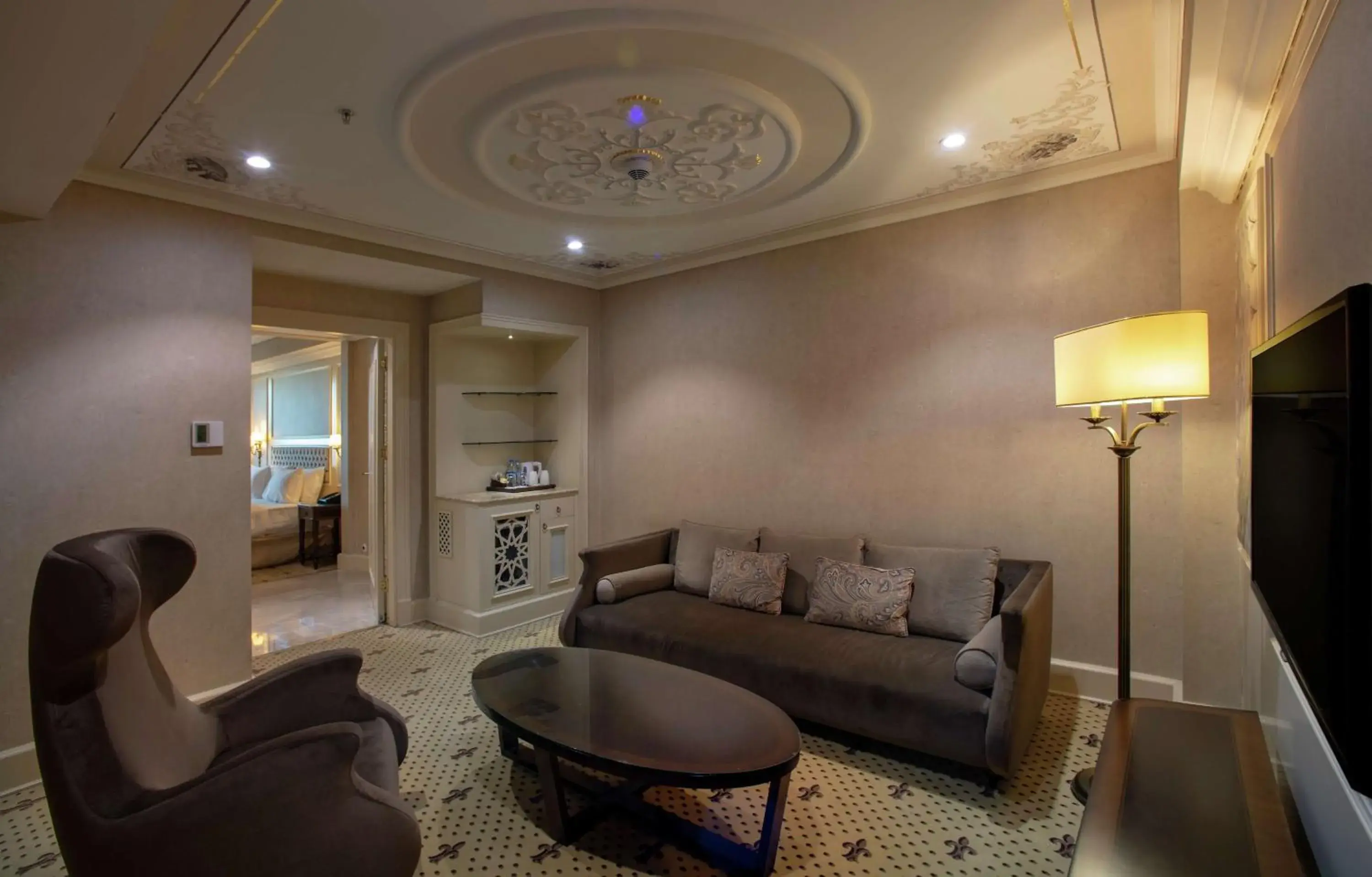 One-Bedroom King Suite in DoubleTree By Hilton Gaziantep One-Bedroom King Suite in DoubleTree By Hilton Gaziantep