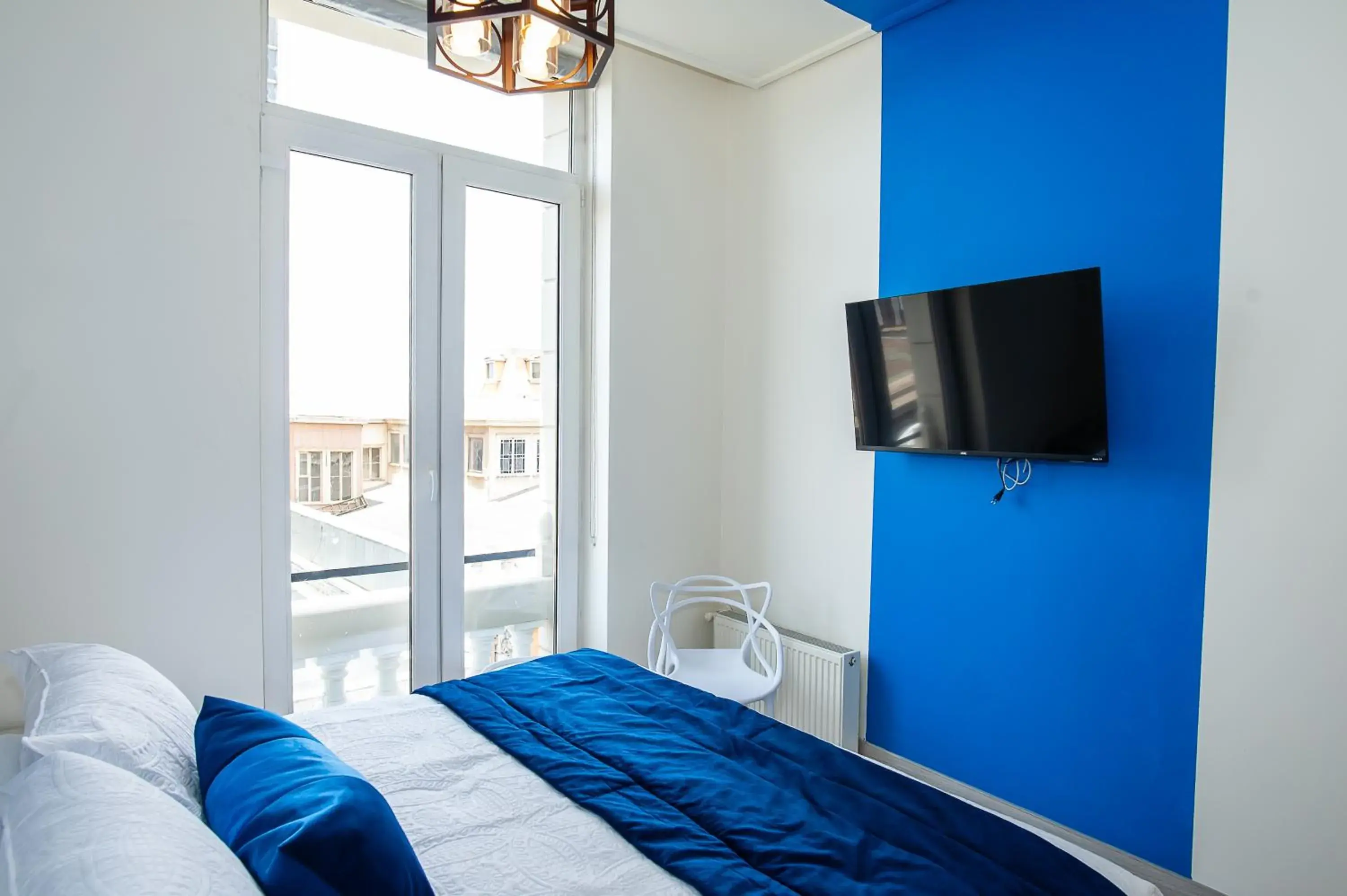 Standard Suite - single occupancy in Casa Esmeralda Standard Suite - single occupancy in Casa Esmeralda