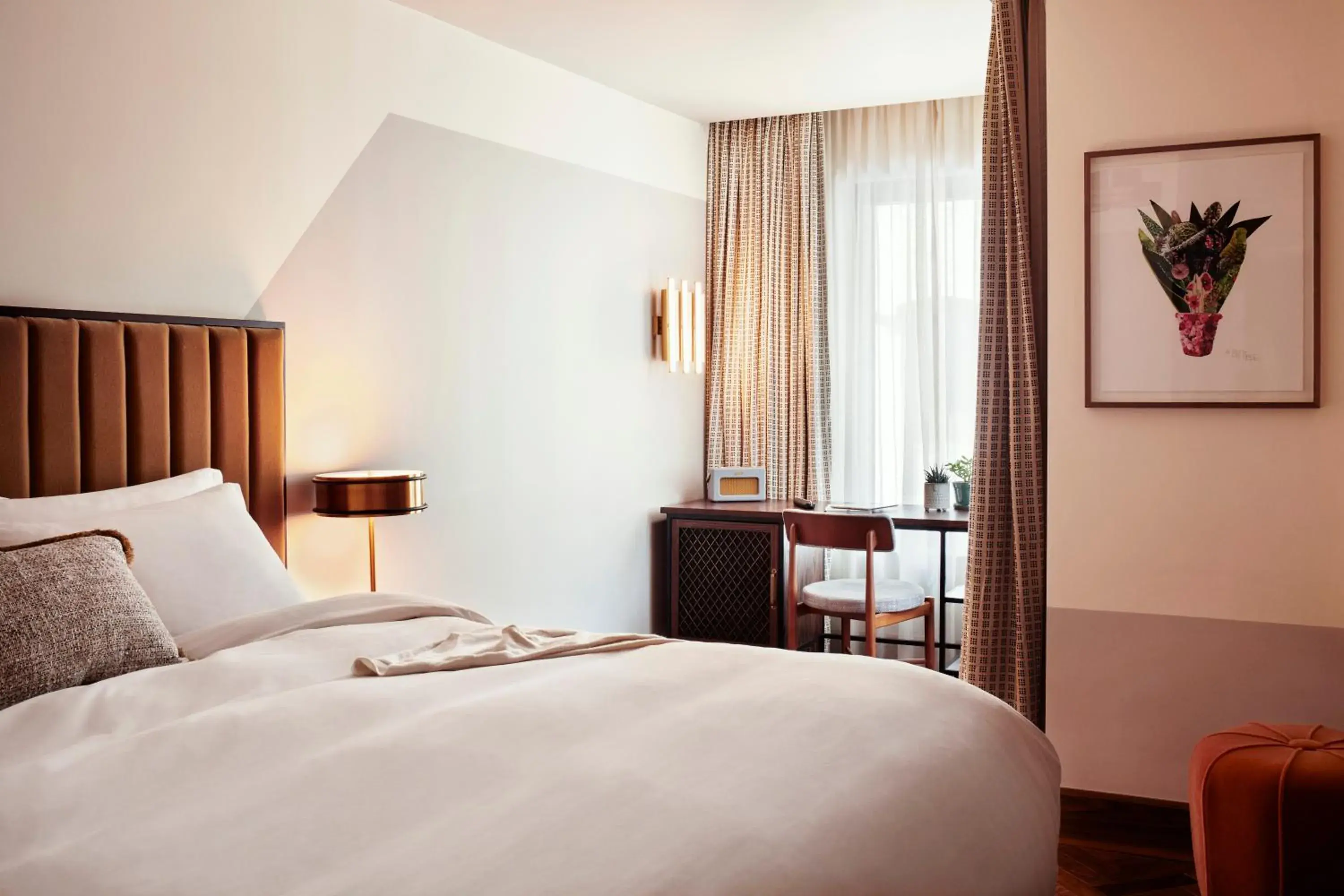 Roomy in The Hoxton, Holborn Roomy in The Hoxton, Holborn