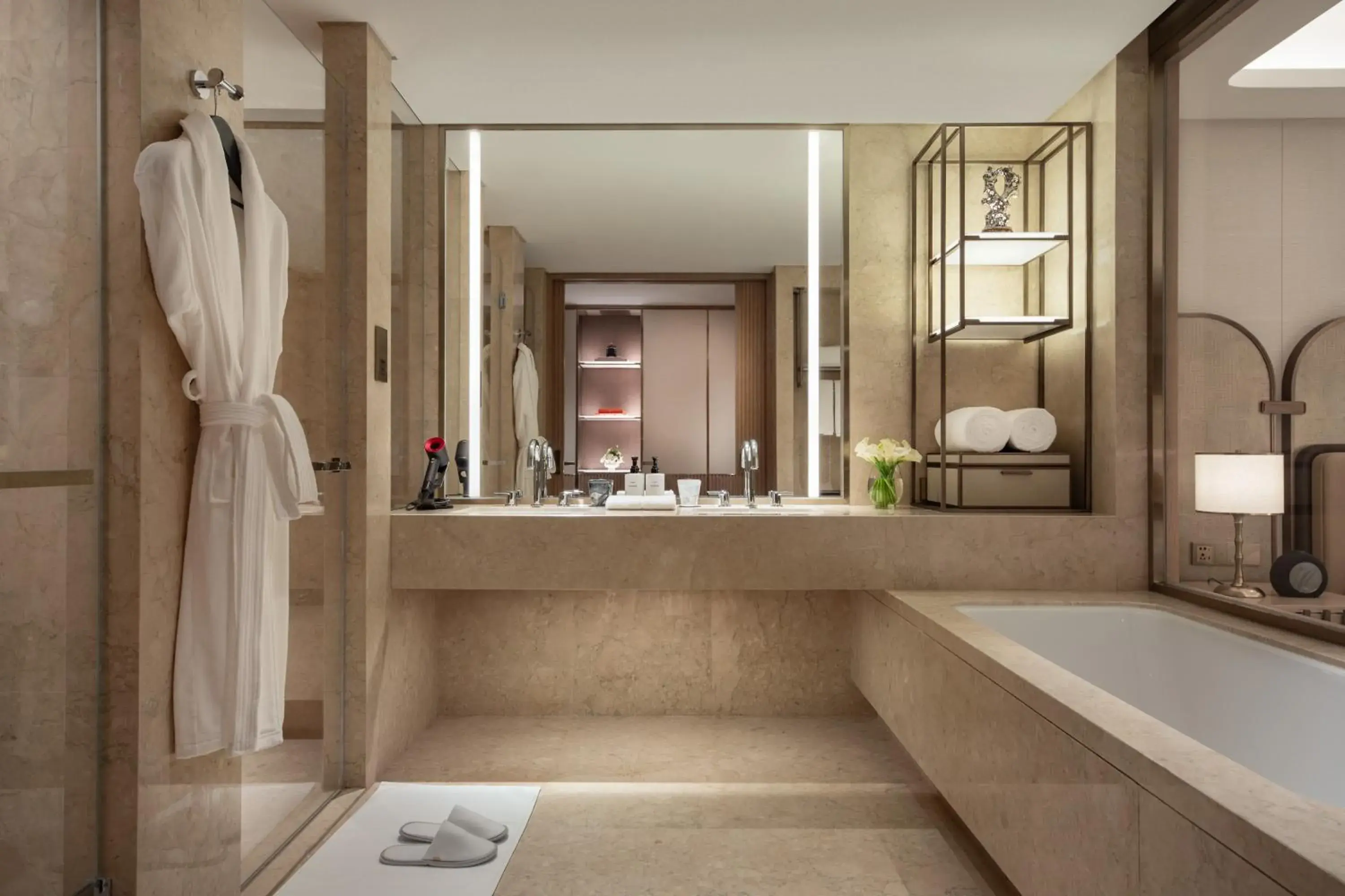 Classic Room in InterContinental Wuxi Taihu New City by IHG Classic Room in InterContinental Wuxi Taihu New City by IHG