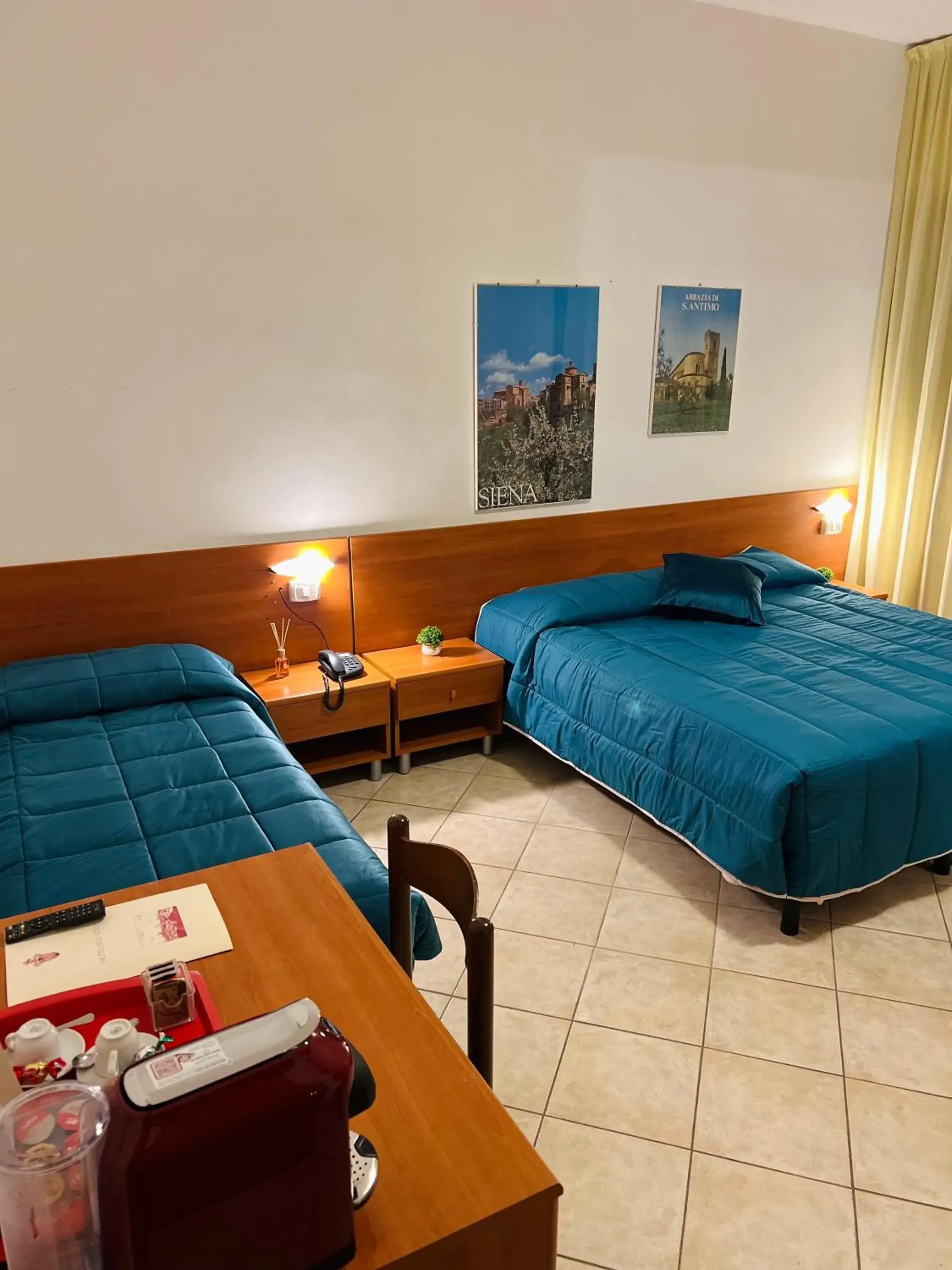 Twin Room in Hotel Vico Alto Siena Twin Room in Hotel Vico Alto Siena