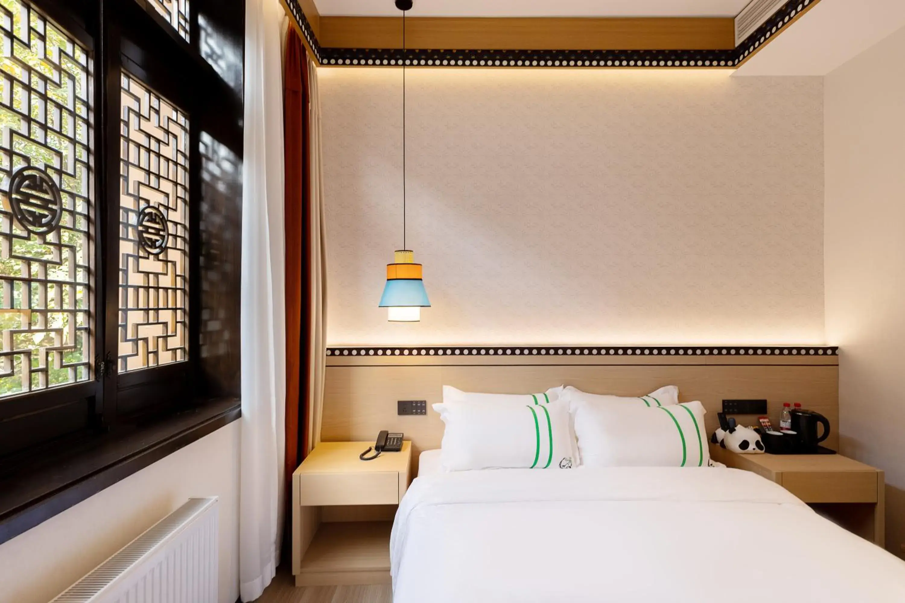 Single Room with Shower - single occupancy in Xishu Garden Inn - Travel Agency service - Car Rent service - English Speaking Single Room with Shower - single occupancy in Xishu Garden Inn - Travel Agency service - Car Rent service - English Speaking