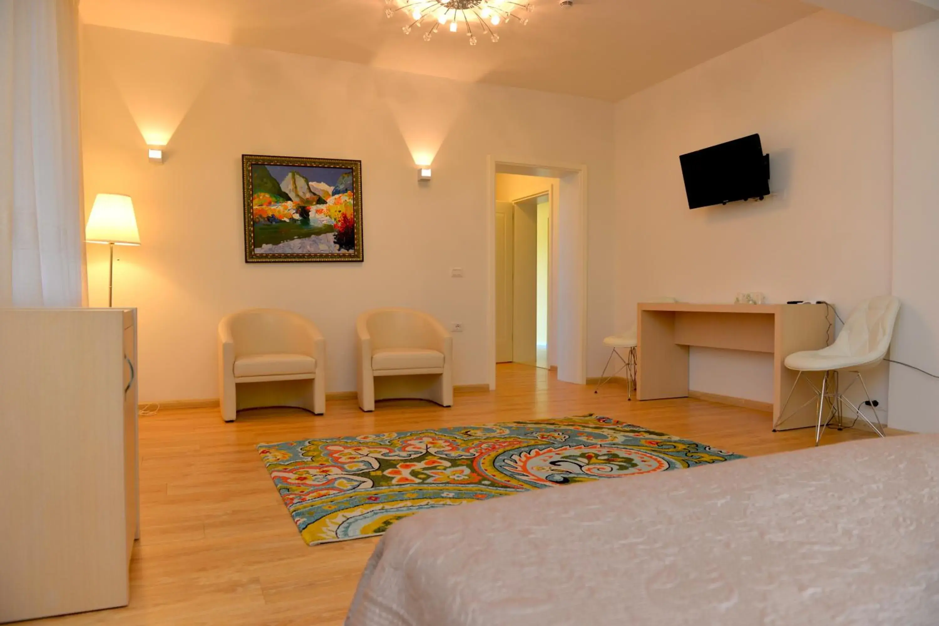 Deluxe Single Room - single occupancy in Grand White City Hotel Deluxe Single Room - single occupancy in Grand White City Hotel