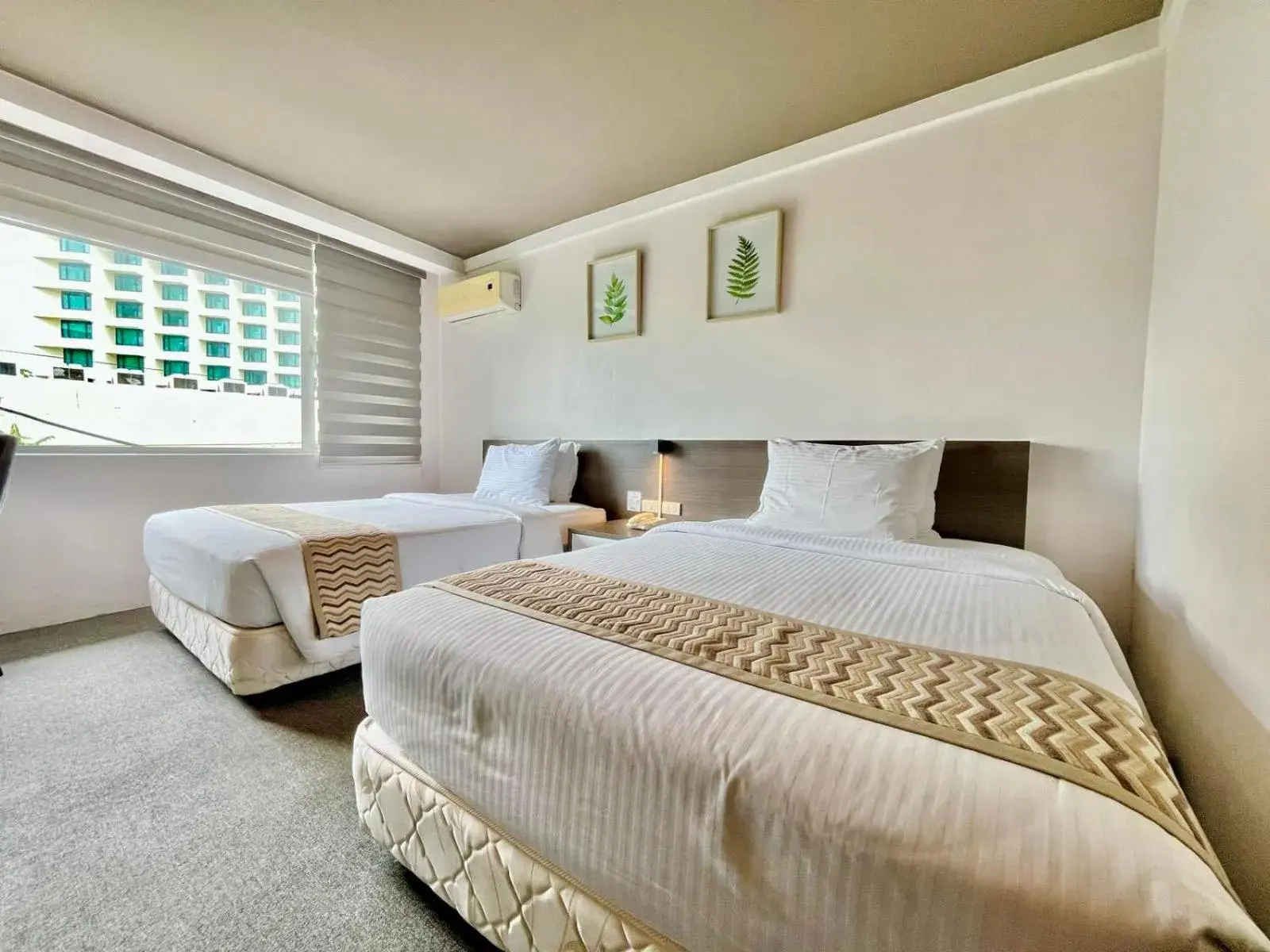 Superior Twin Room in 88 Courtyard Hotel Superior Twin Room in 88 Courtyard Hotel