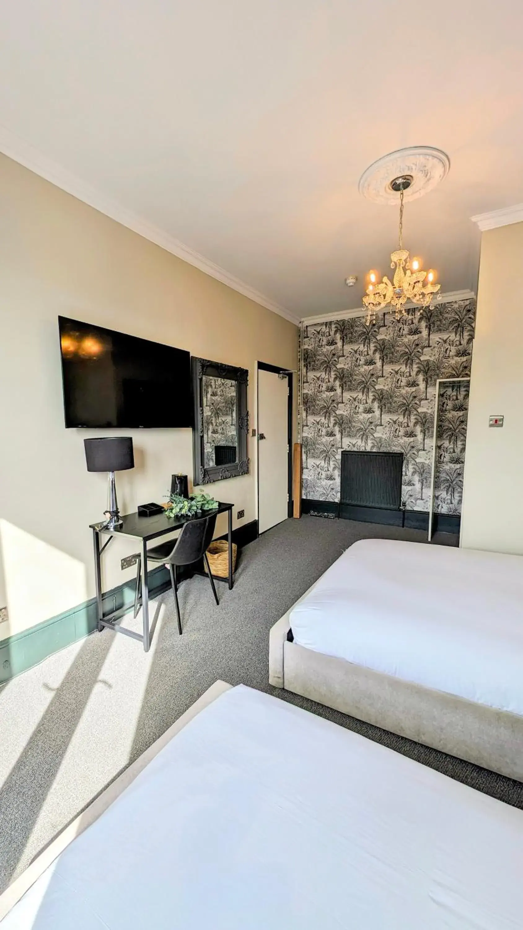 Triple Room in Westbourne Hotel and Spa Triple Room in Westbourne Hotel and Spa