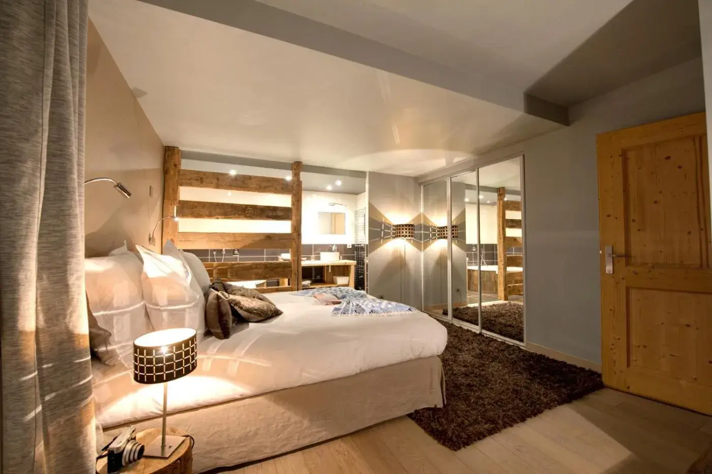 Suite with Lake View in Chalet Christine Suite with Lake View in Chalet Christine