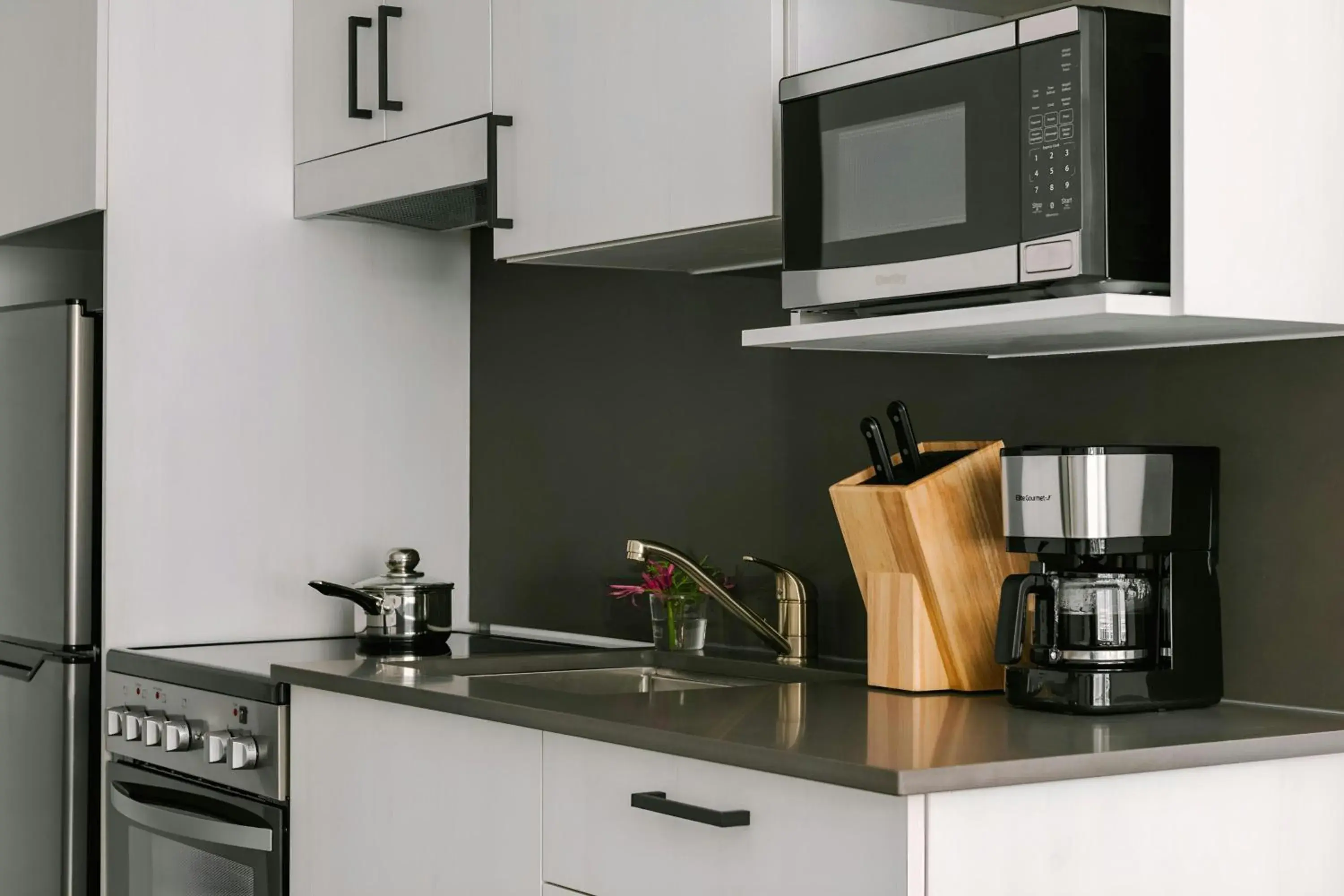 Superior Studio Apartment with Queen Bed in Sonder by Marriott Bonvoy Arlo Apartments Downtown Superior Studio Apartment with Queen Bed in Sonder by Marriott Bonvoy Arlo Apartments Downtown