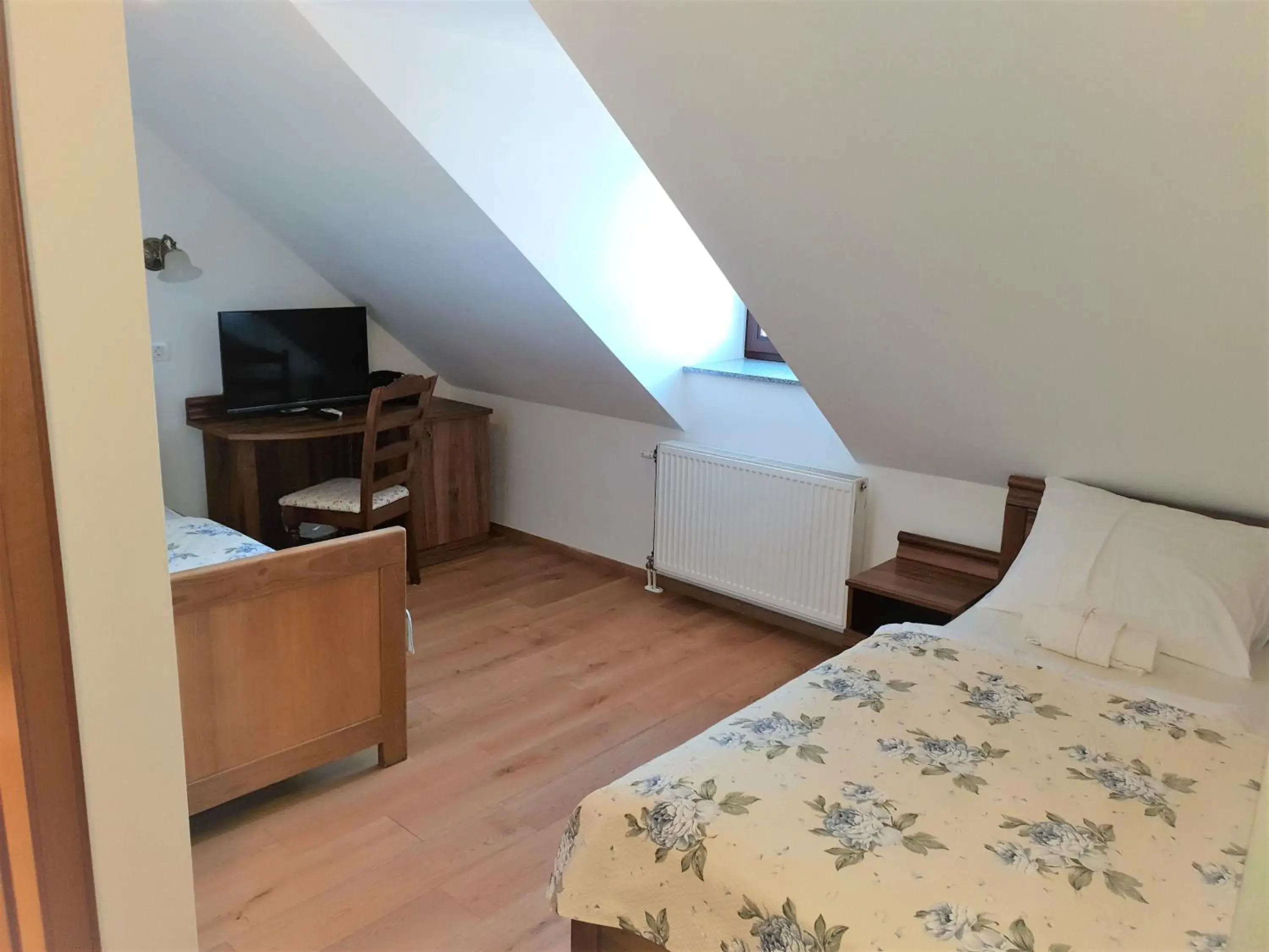 Standard Triple Room in Guesthouse Bistra Standard Triple Room in Guesthouse Bistra