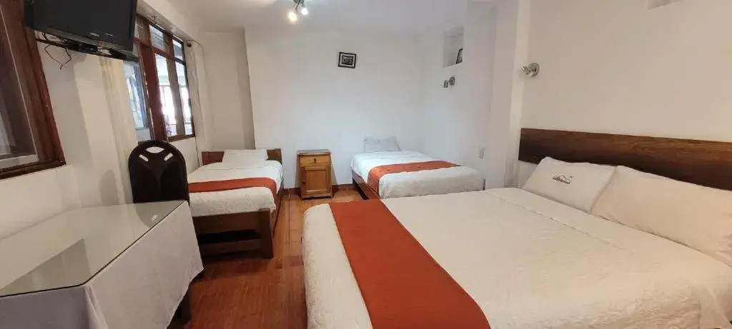 Standard Family Room in Hotel Romero Machupicchu Standard Family Room in Hotel Romero Machupicchu