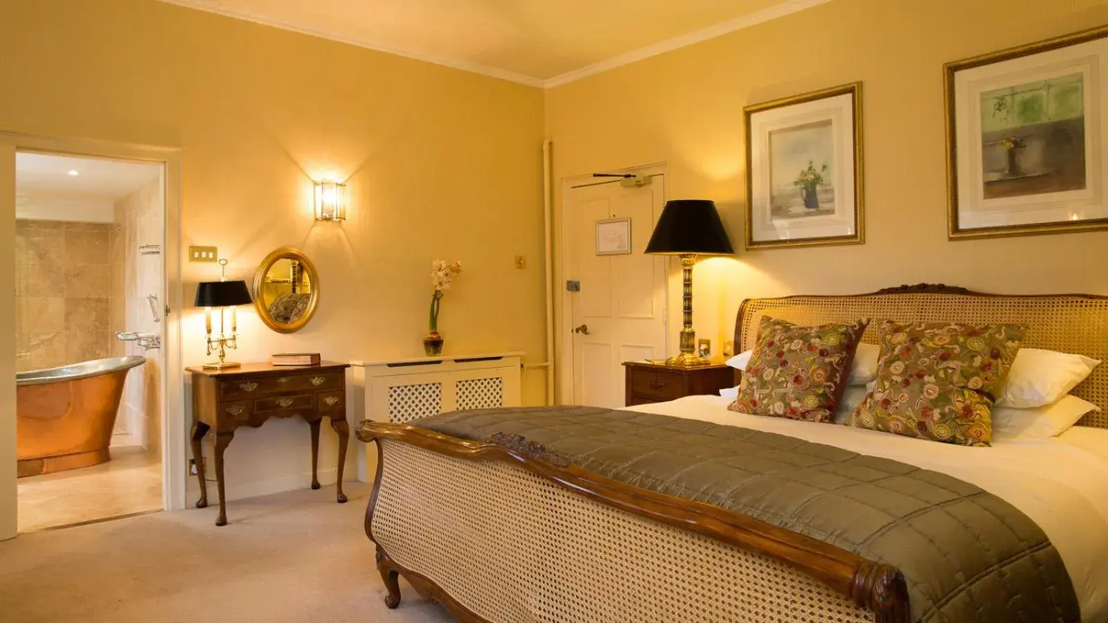 Boathouse Suite in Priory Wareham Boathouse Suite in Priory Wareham