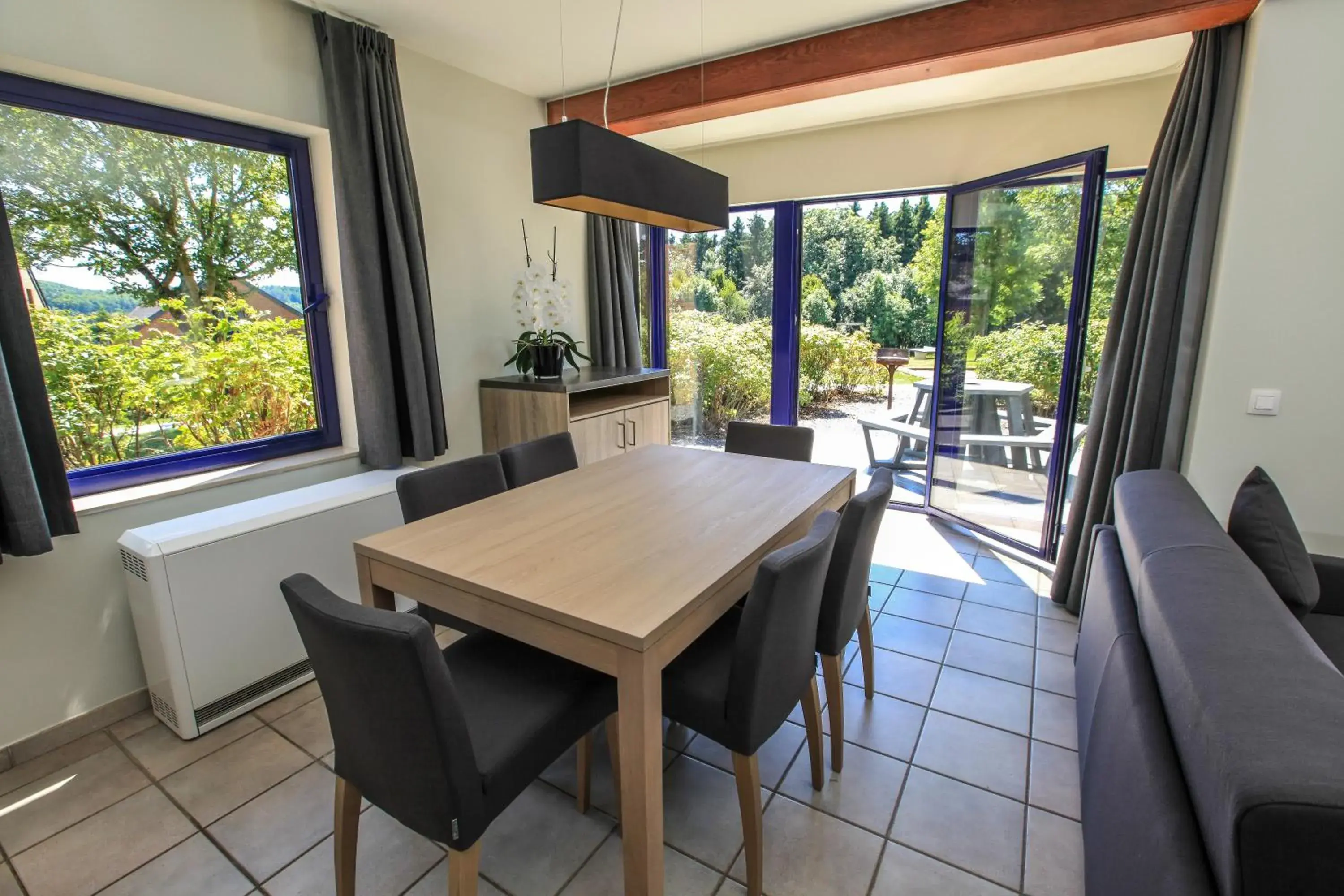 Two-Bedroom House in Maisons de Vacances Azur en Ardenne Two-Bedroom House in Maisons de Vacances Azur en Ardenne