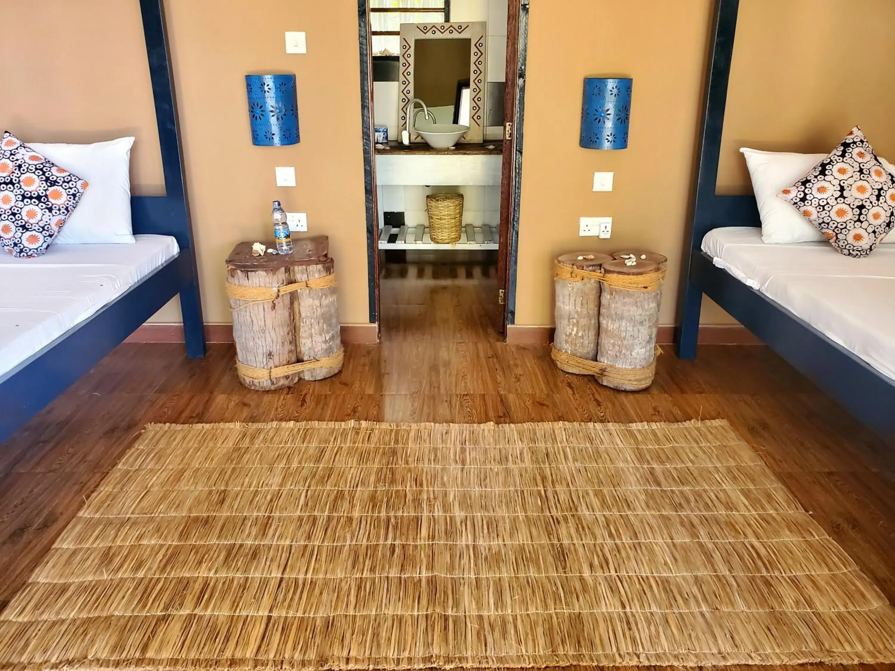 Standard Twin Room in Promised Land Lodge Standard Twin Room in Promised Land Lodge