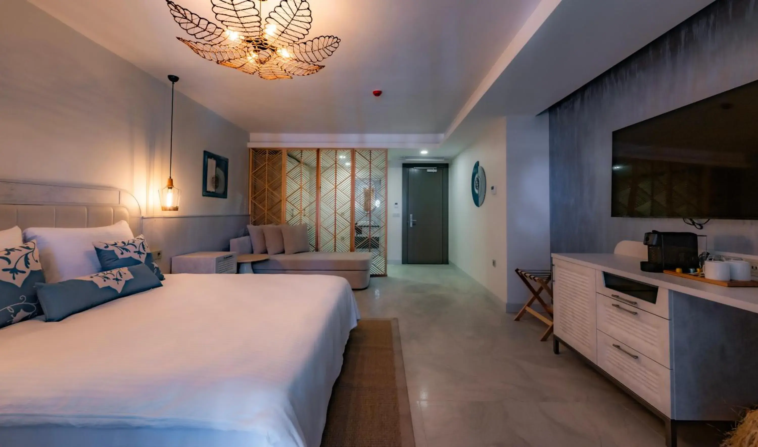 Double or Twin Room with Partial Sea View in Suum Bodrum Hotel & Beach - Adult Only Double or Twin Room with Partial Sea View in Suum Bodrum Hotel & Beach - Adult Only