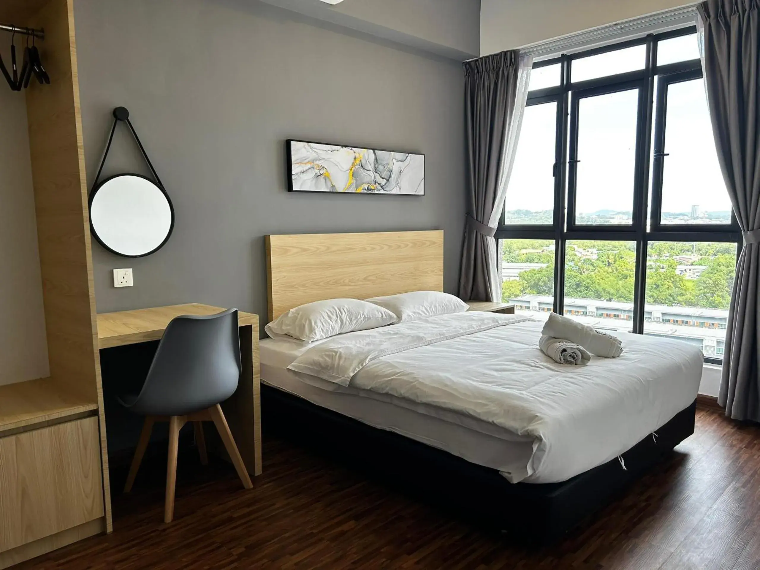 Deluxe Double Room with Bath in K Avenue by Pinstay Deluxe Double Room with Bath in K Avenue by Pinstay