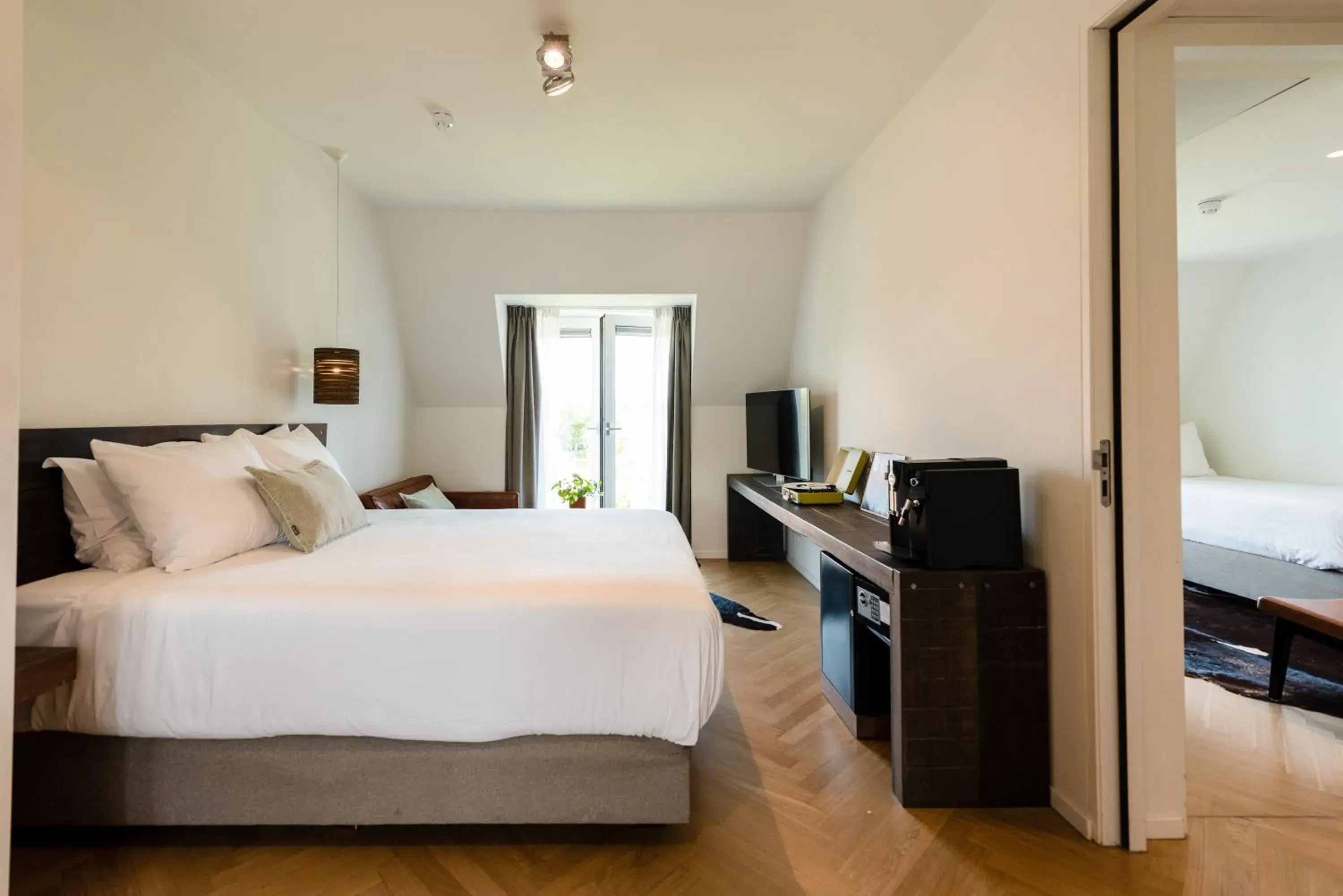 Deluxe Family Room in Van Heeckeren Hotel Deluxe Family Room in Van Heeckeren Hotel