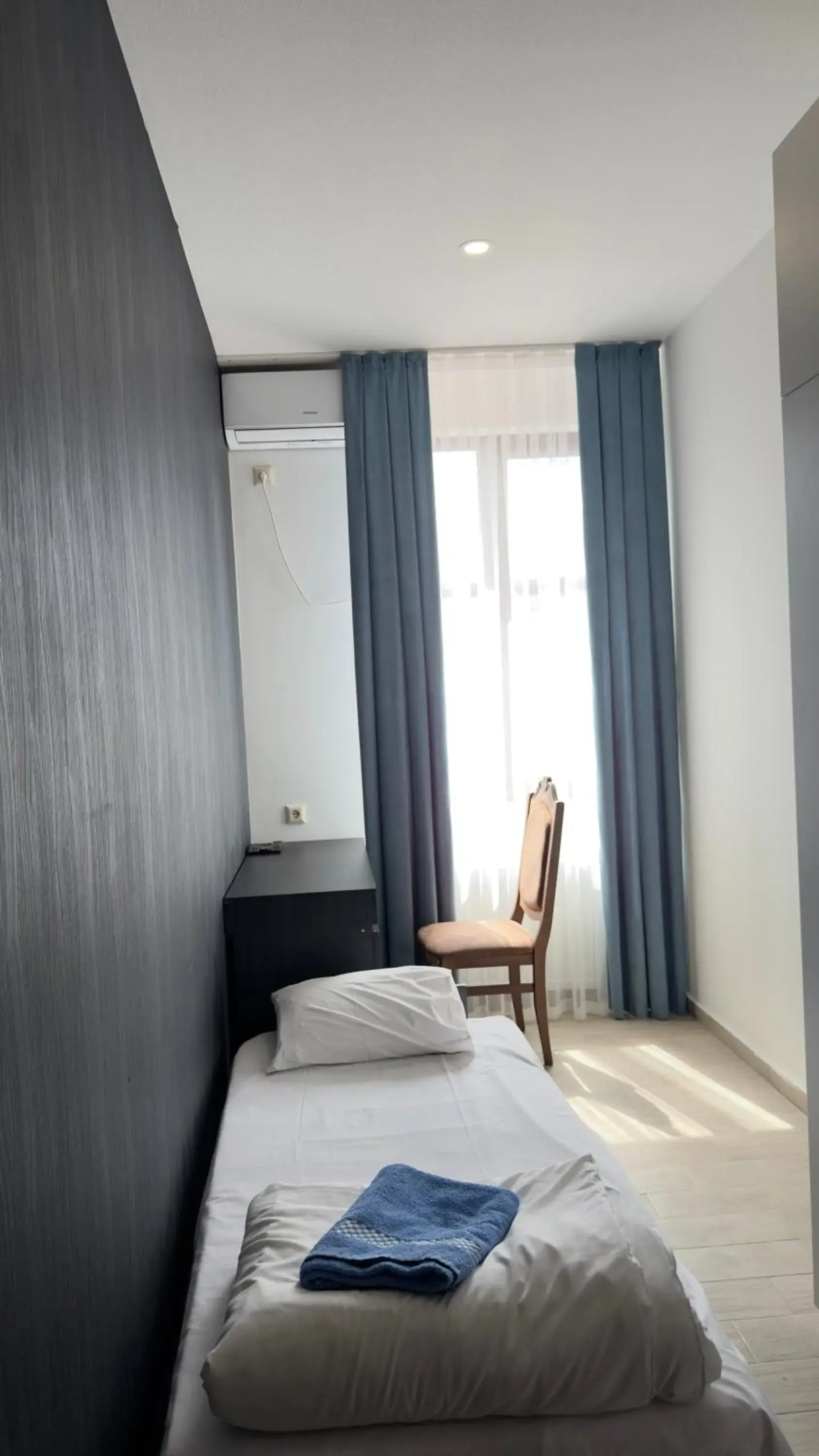 Basic Triple Room in StarHostel Basic Triple Room in StarHostel