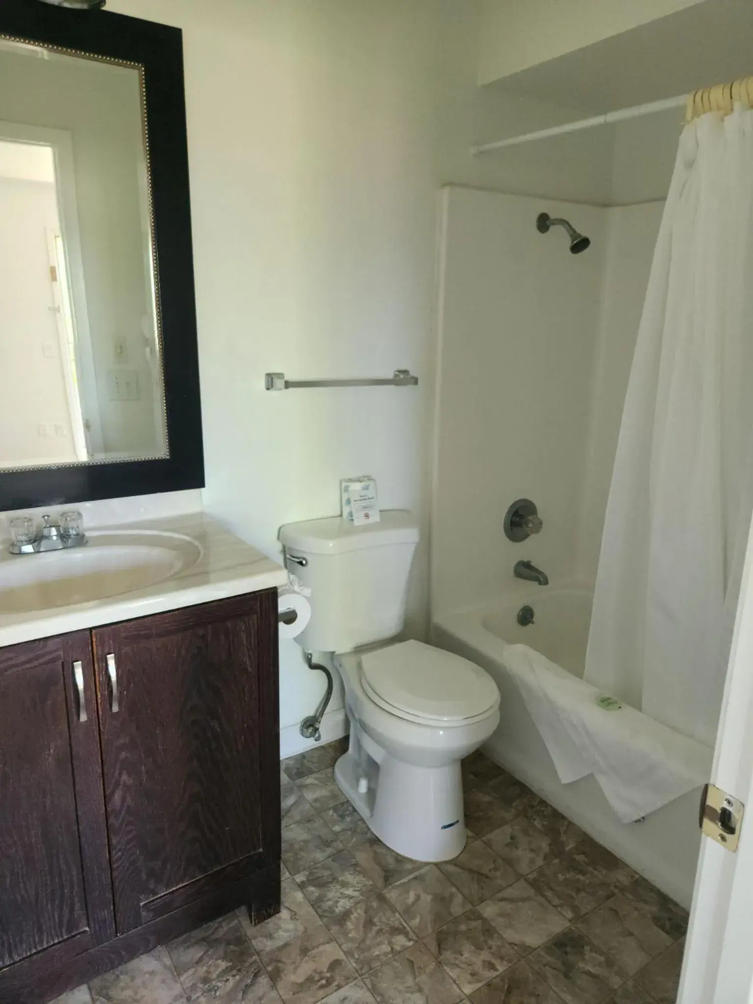 King Room in The View Motel King Room in The View Motel