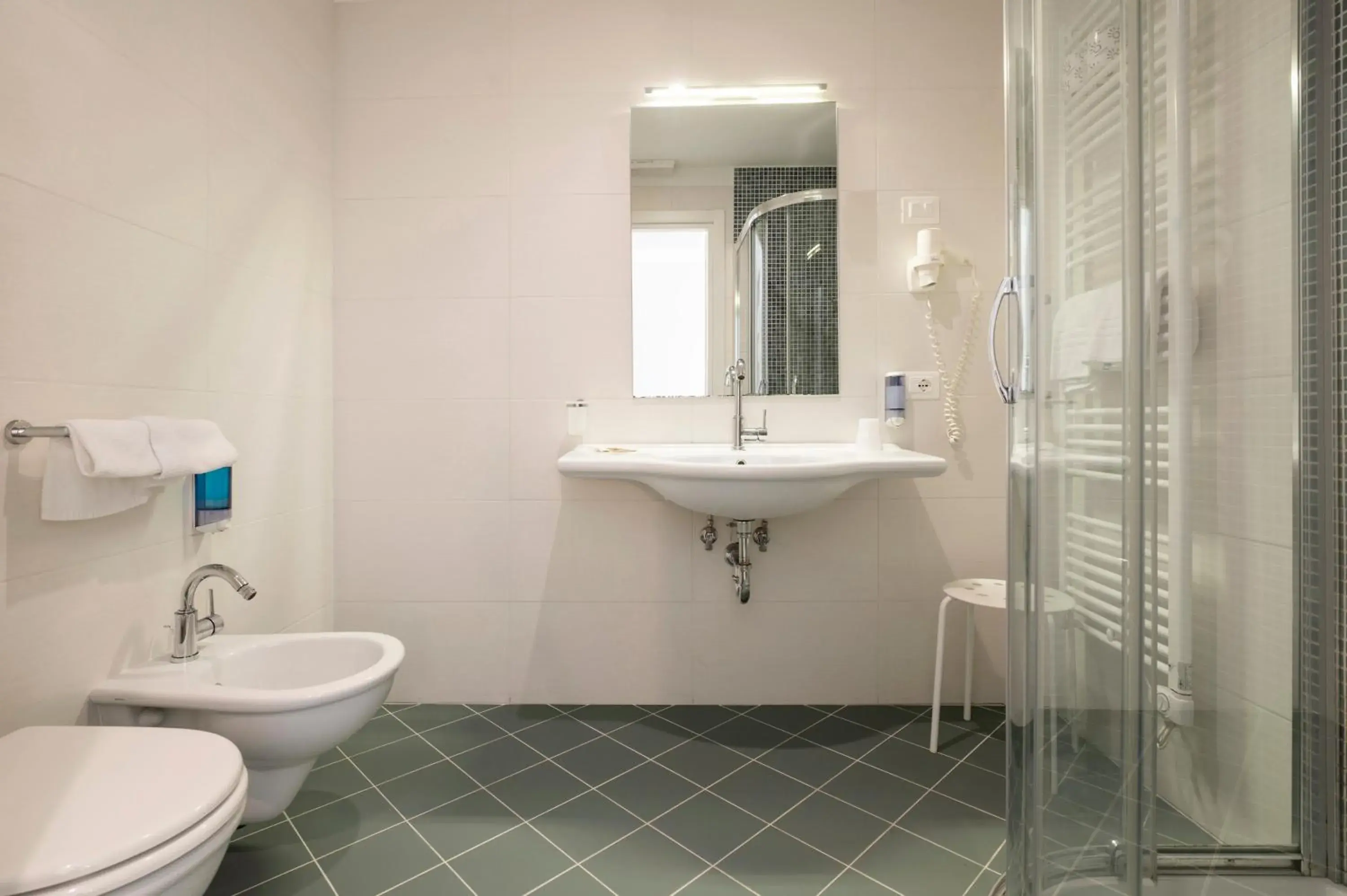 Classic Triple Room in Echotel Classic Triple Room in Echotel