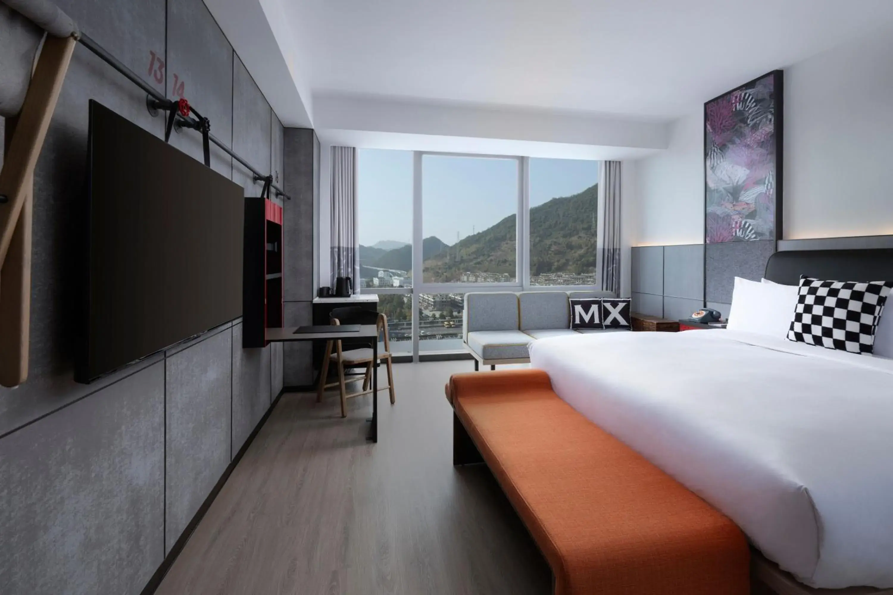 Deluxe King Room in Moxy Qiandao Lake Deluxe King Room in Moxy Qiandao Lake
