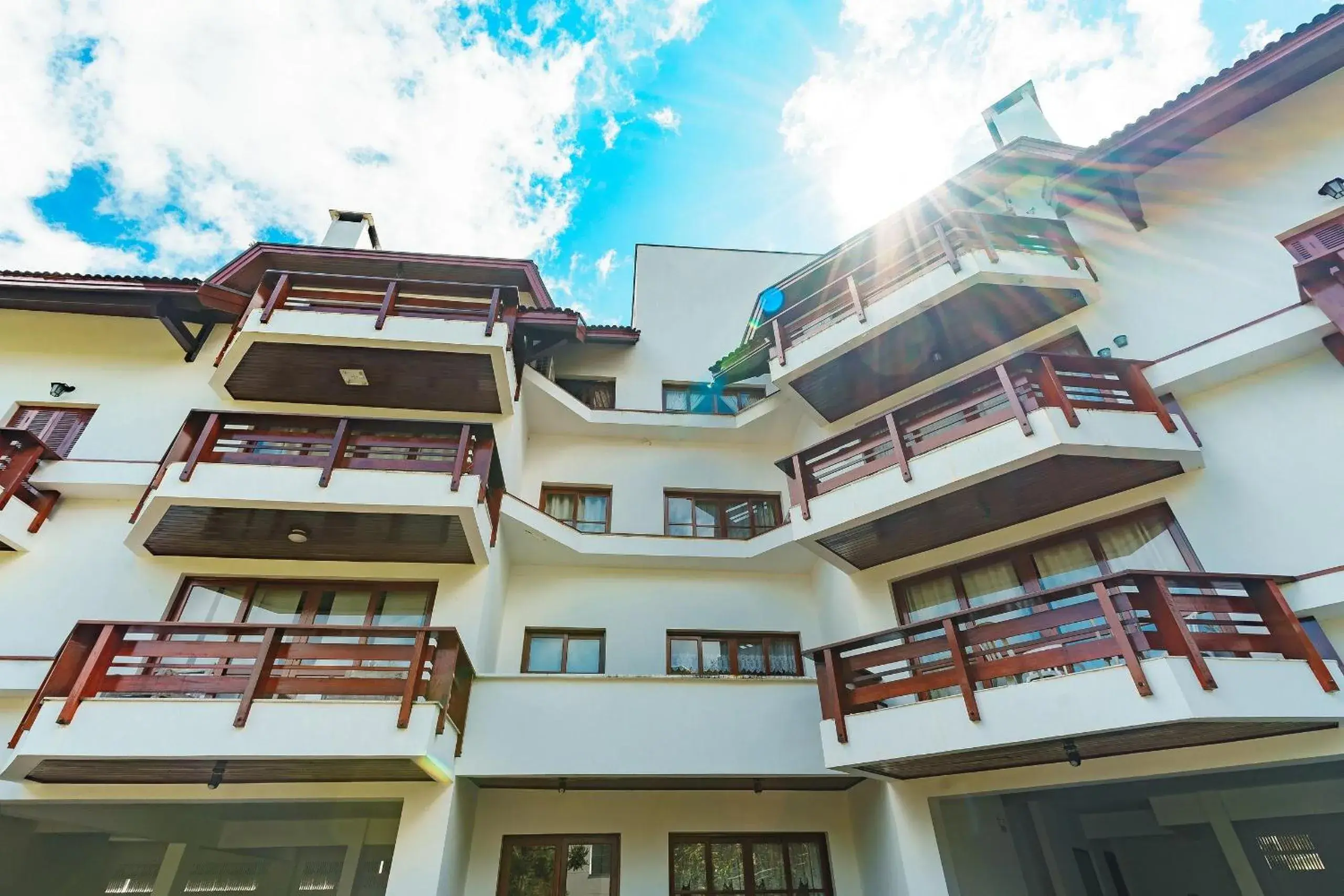 Lindo Apartamento próximo ao centro do Capivari Lindo Apartamento próximo ao centro do Capivari