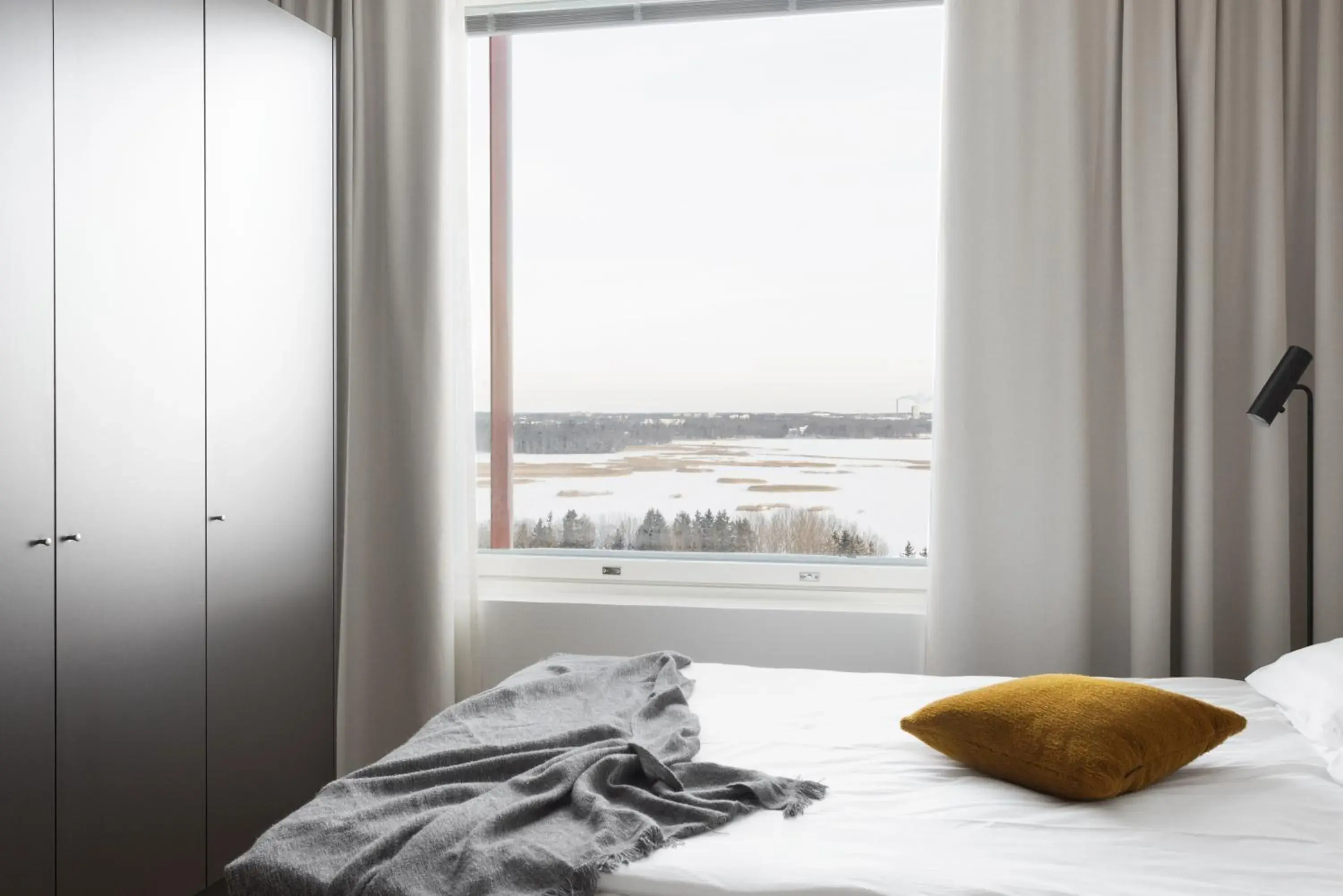 Standard-studio with sea view in Noli Otaniemi Standard-studio with sea view in Noli Otaniemi