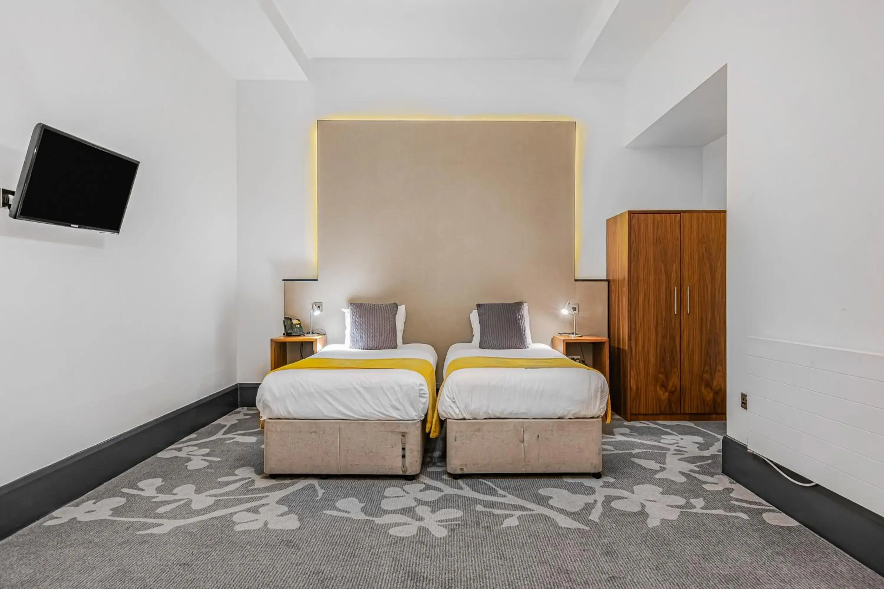 City Twin Room - No Window in The Ainscow Hotel City Twin Room - No Window in The Ainscow Hotel