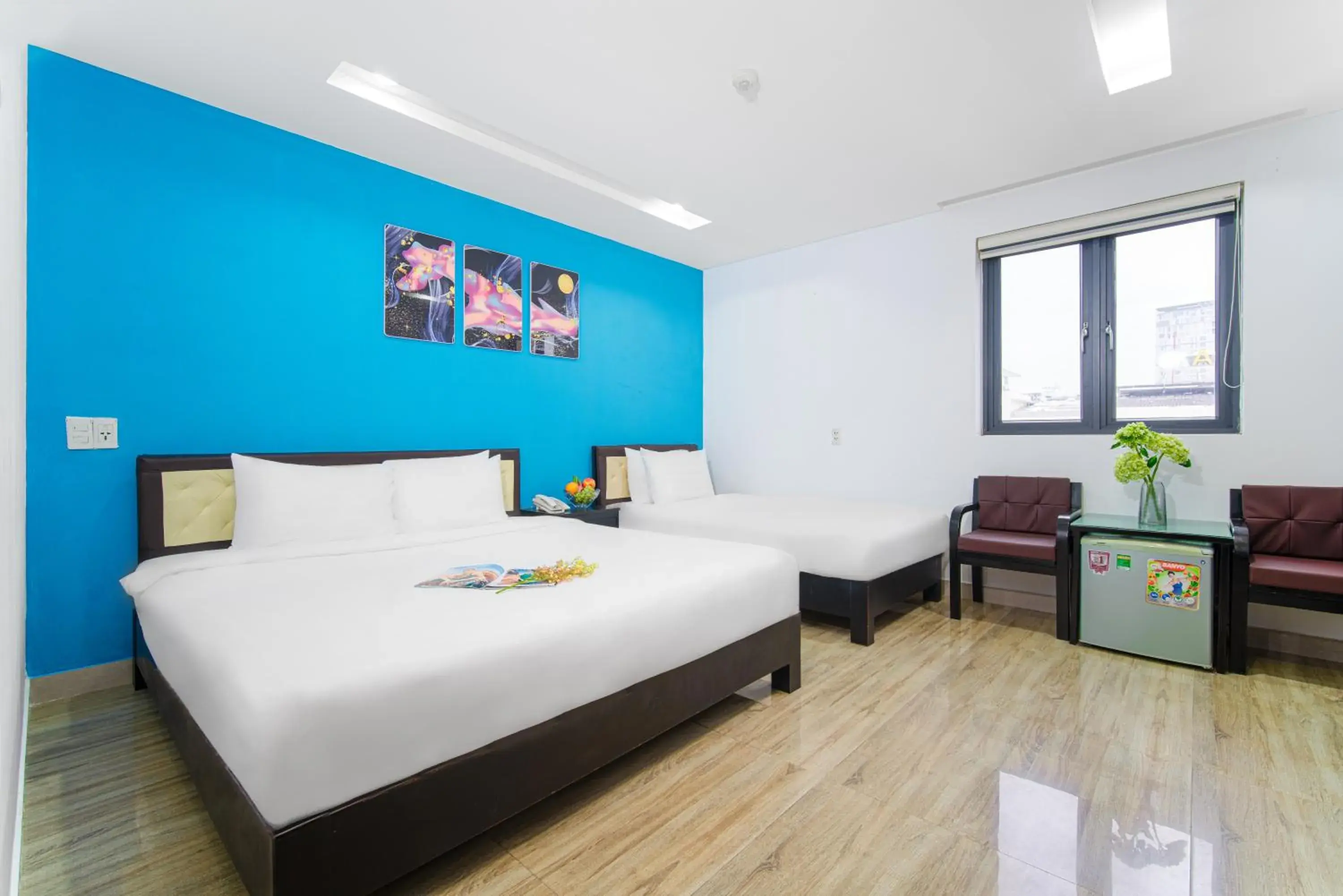 Deluxe Triple Room in La Maison Danang Beach Hotel Deluxe Triple Room in La Maison Danang Beach Hotel