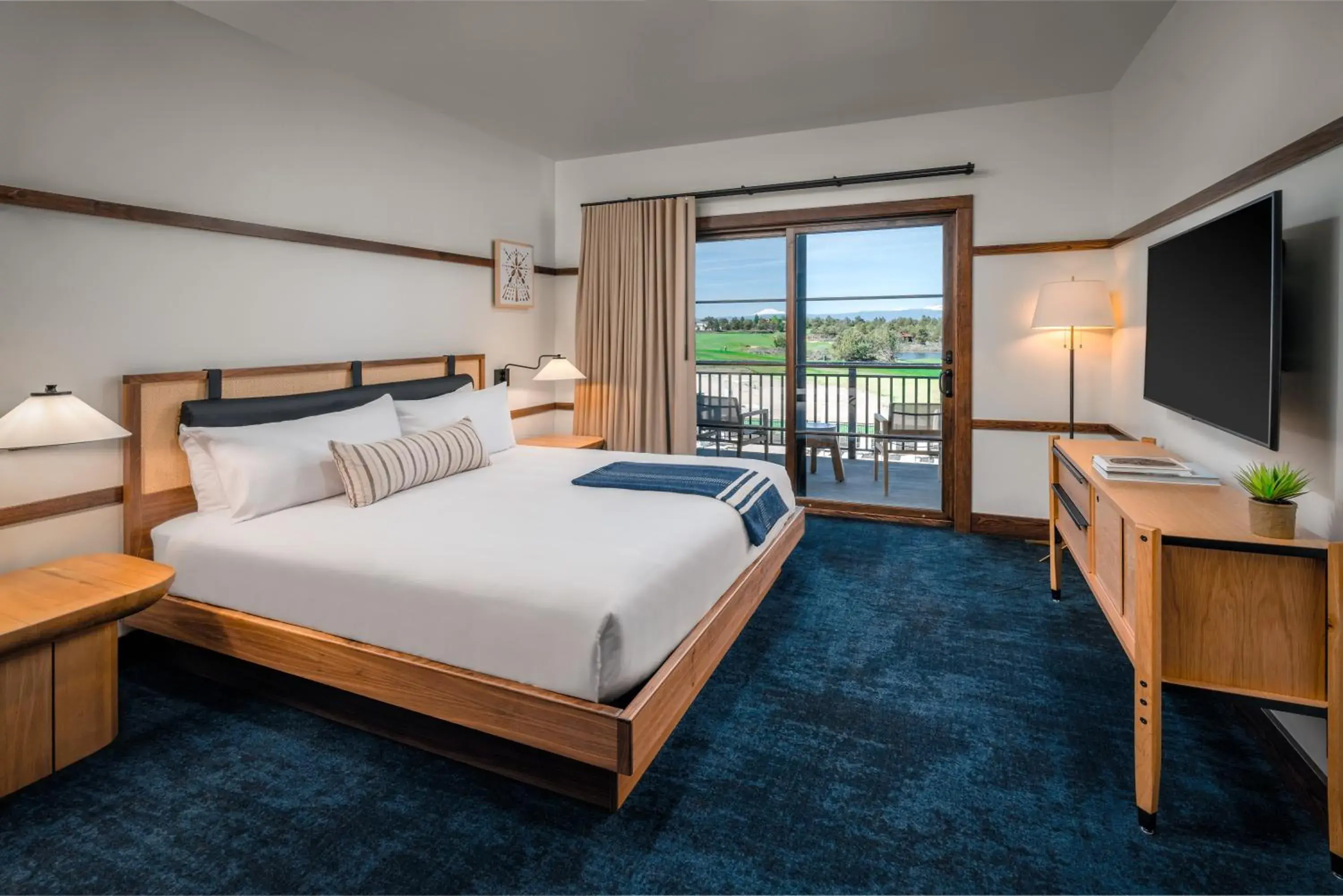 Standard King Room in Pronghorn Resort Standard King Room in Pronghorn Resort