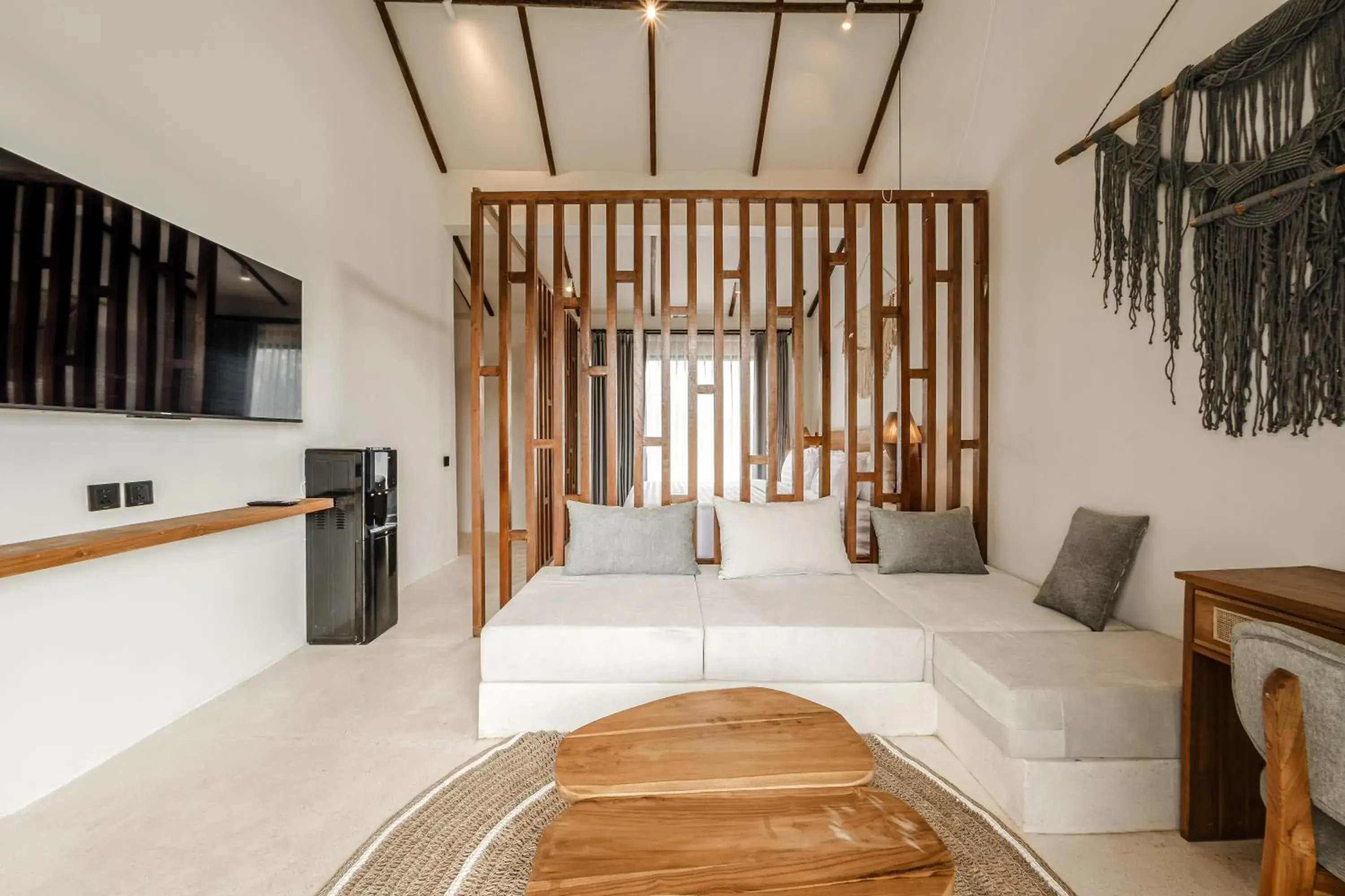 Apartment with View and Balcony in Sarang Apartments by EVDEkimi - Rice field escape with Yoga lounge, Lush garden - Long stay extras Apartment with View and Balcony in Sarang Apartments by EVDEkimi - Rice field escape with Yoga lounge, Lush garden - Long stay extras