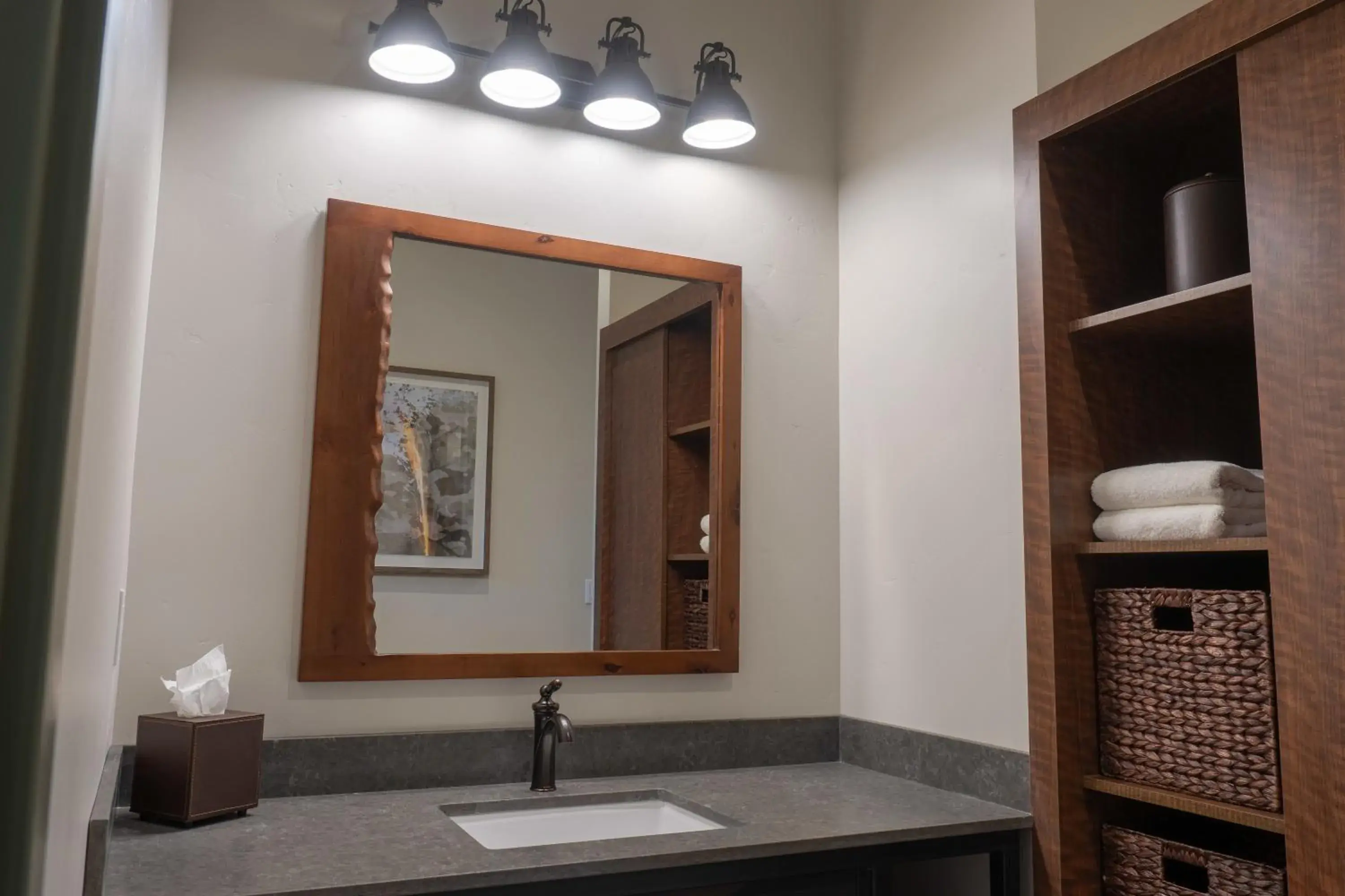 Two-Bedroom Cottage in Firefall Ranch Yosemite Two-Bedroom Cottage in Firefall Ranch Yosemite