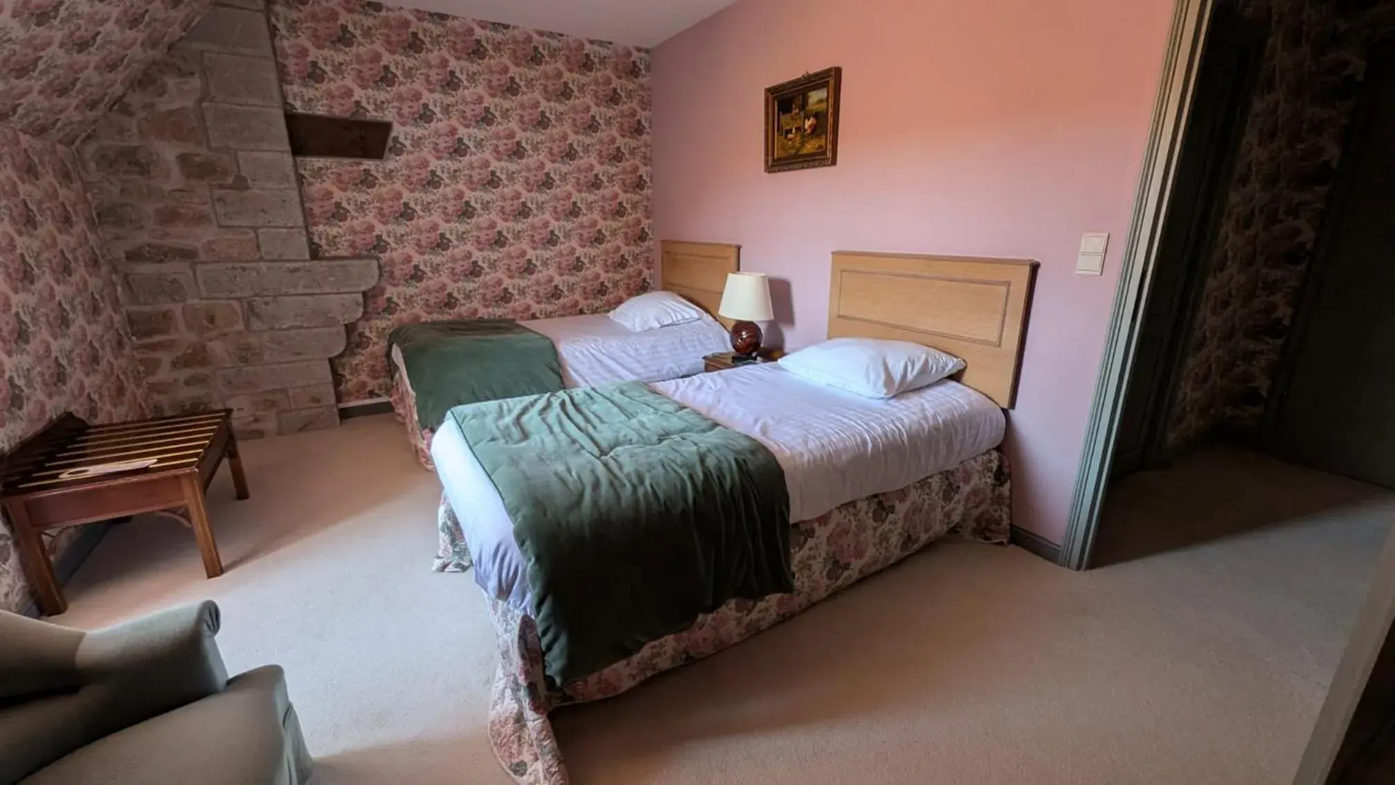 Standard Twin Room in Château de Bournel Standard Twin Room in Château de Bournel