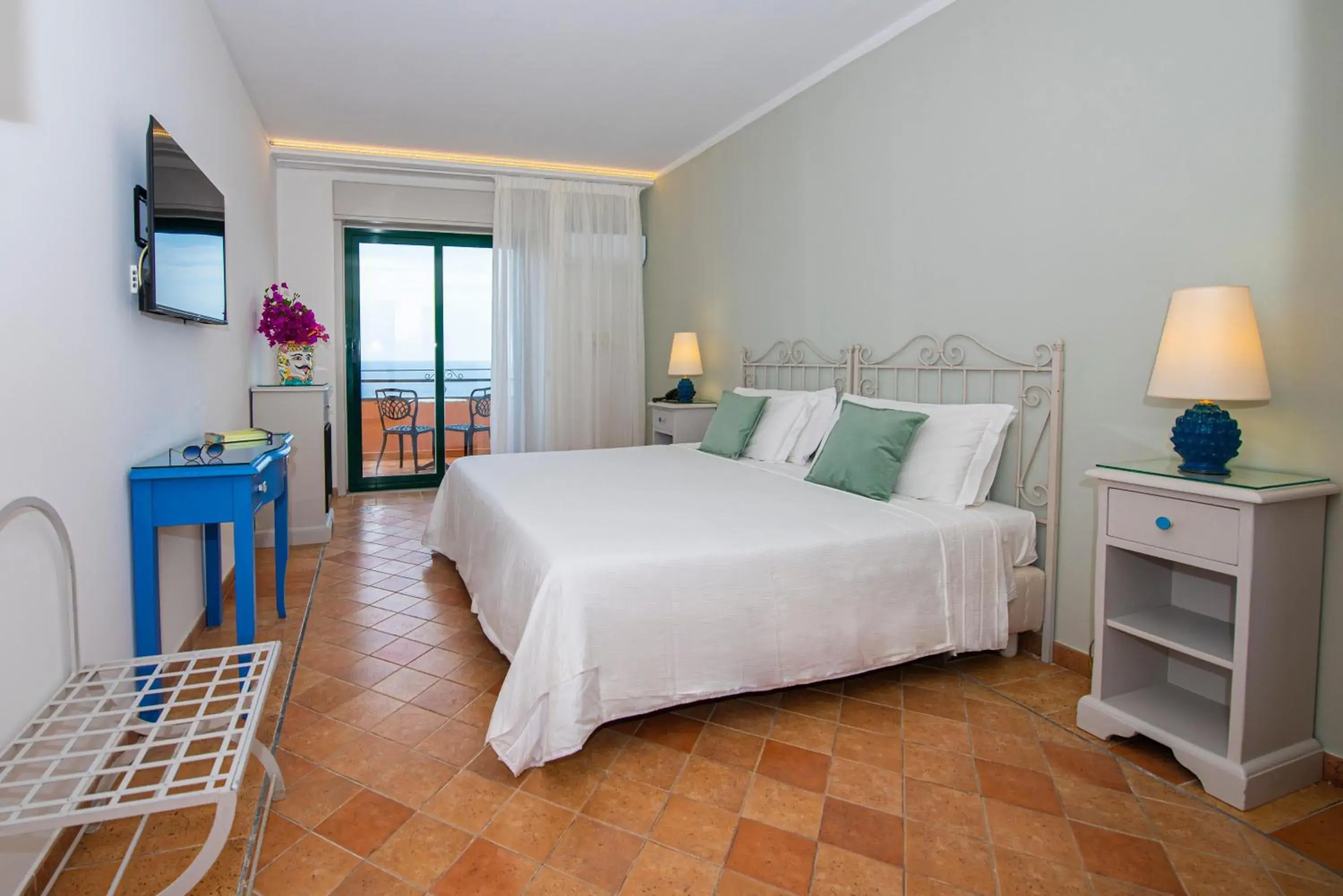 Classic Double Room in Baia Taormina - CDSHotels Classic Double Room in Baia Taormina - CDSHotels