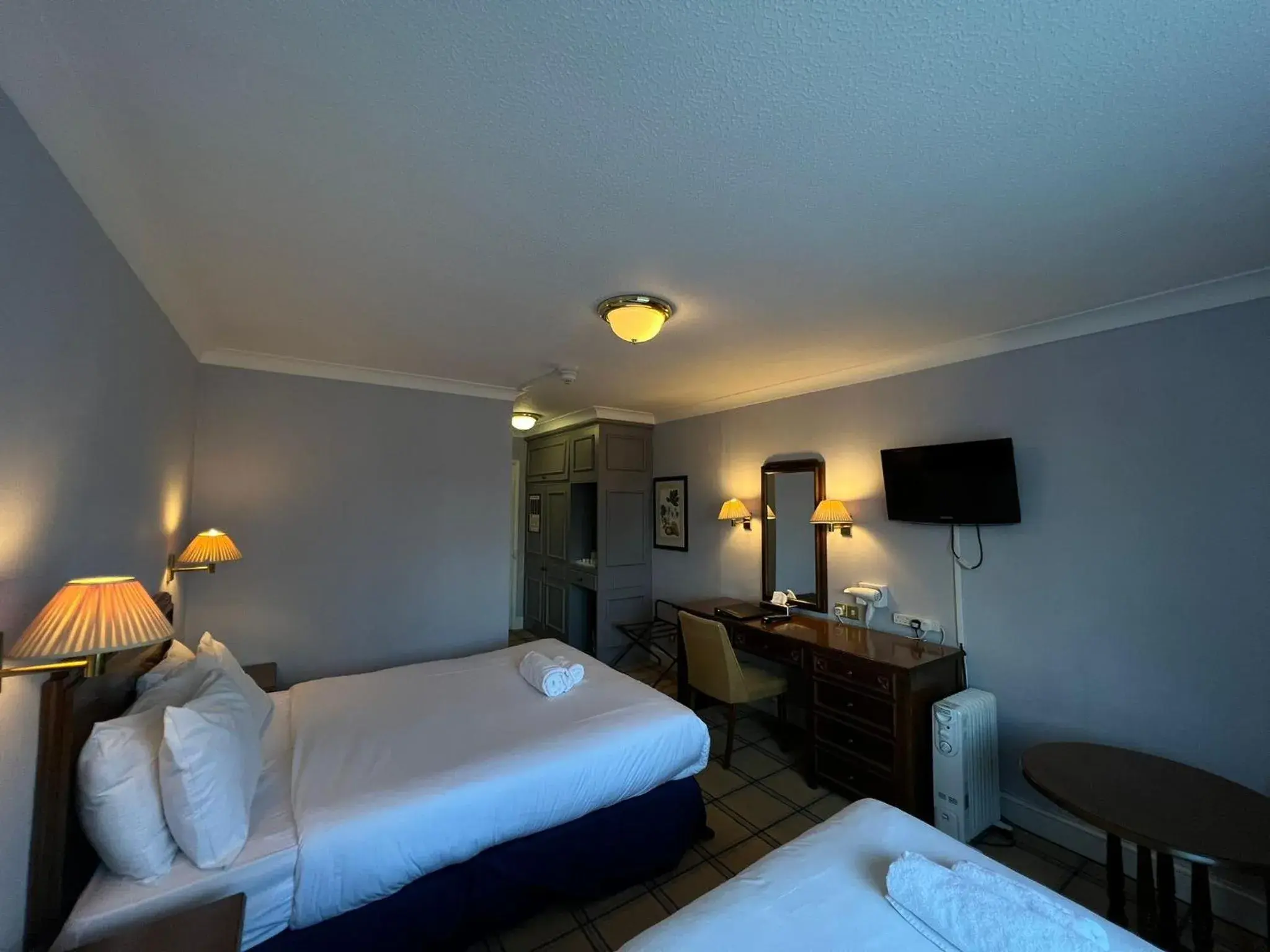 Twin Room in Roebuck Inn Twin Room in Roebuck Inn