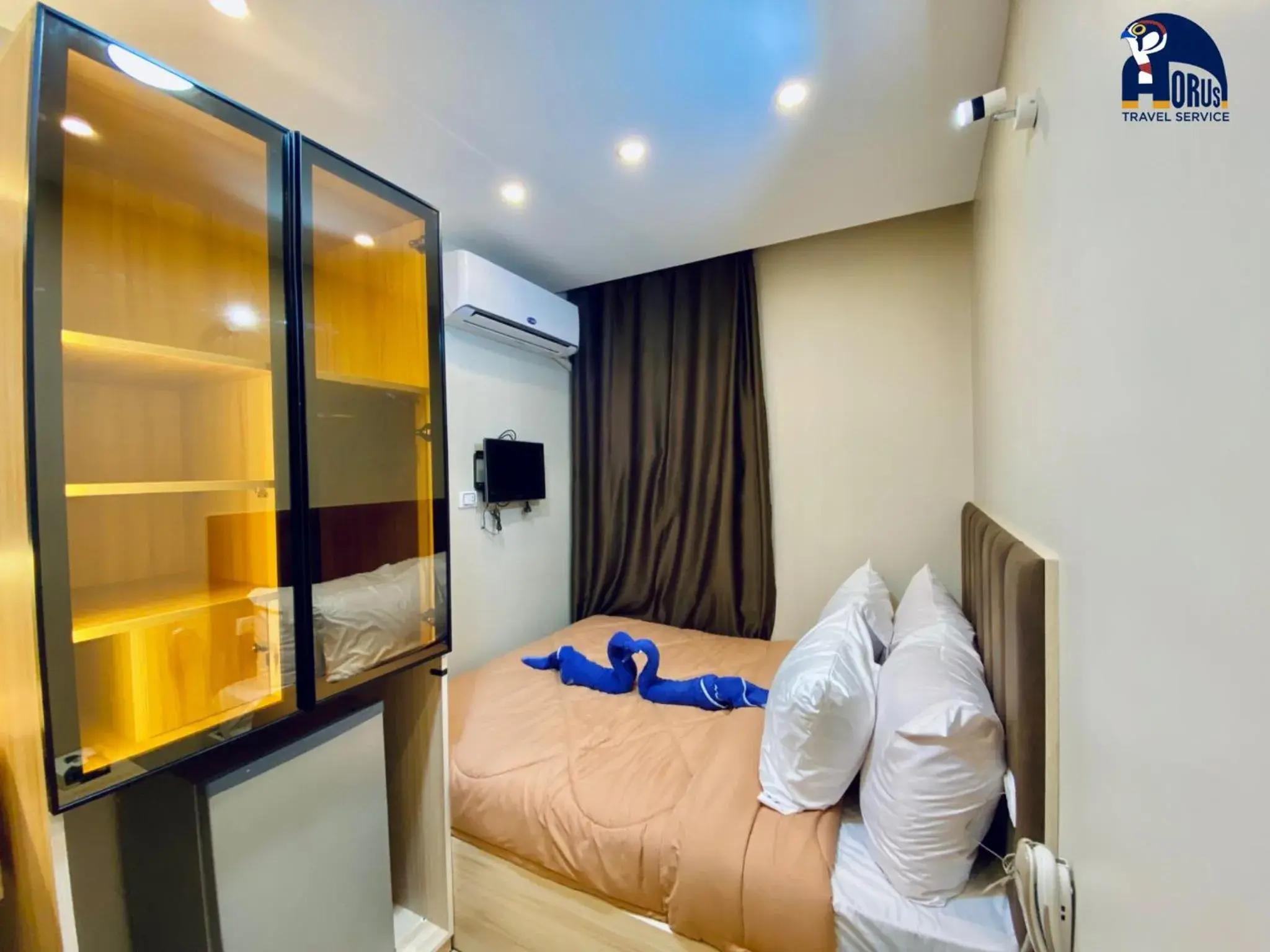 Deluxe Double Room With Pyramids View - single occupancy in Horus Horizon INN Pyramids View Deluxe Double Room With Pyramids View - single occupancy in Horus Horizon INN Pyramids View