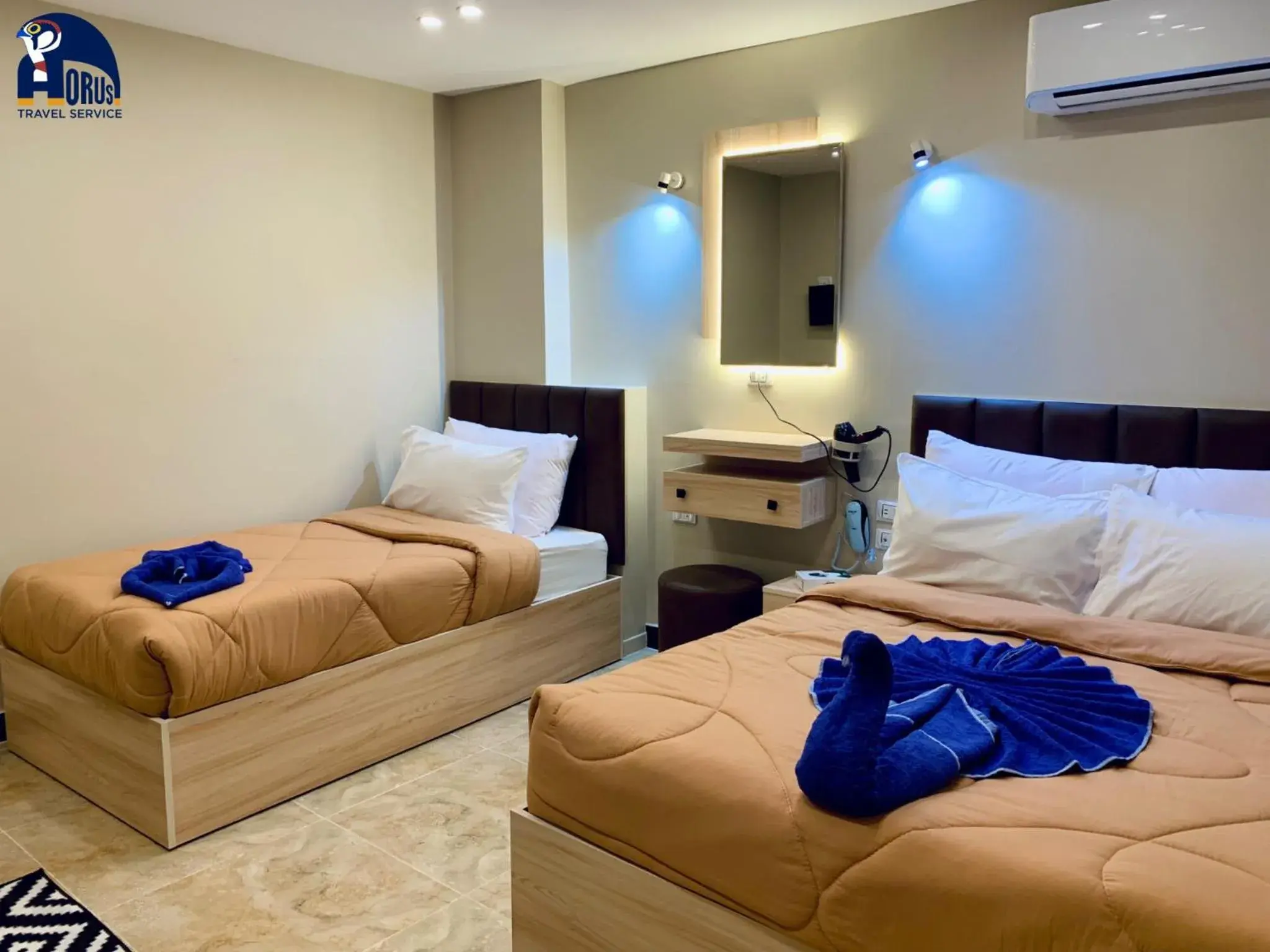 Economy Triple Room in Horus Horizon INN Pyramids View Economy Triple Room in Horus Horizon INN Pyramids View