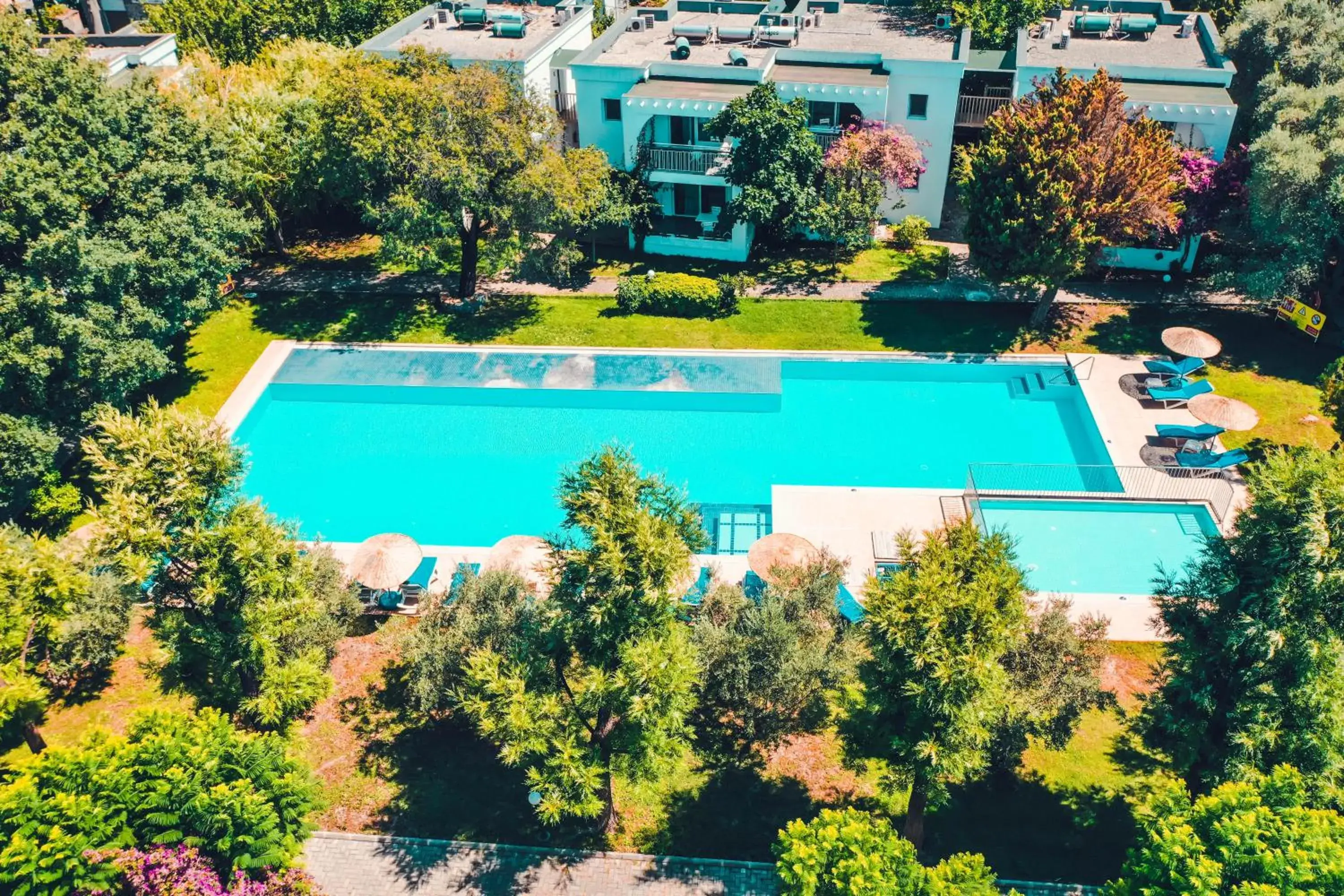 Apartment with Pool View in Muskebi Apart Otel Apartment with Pool View in Muskebi Apart Otel