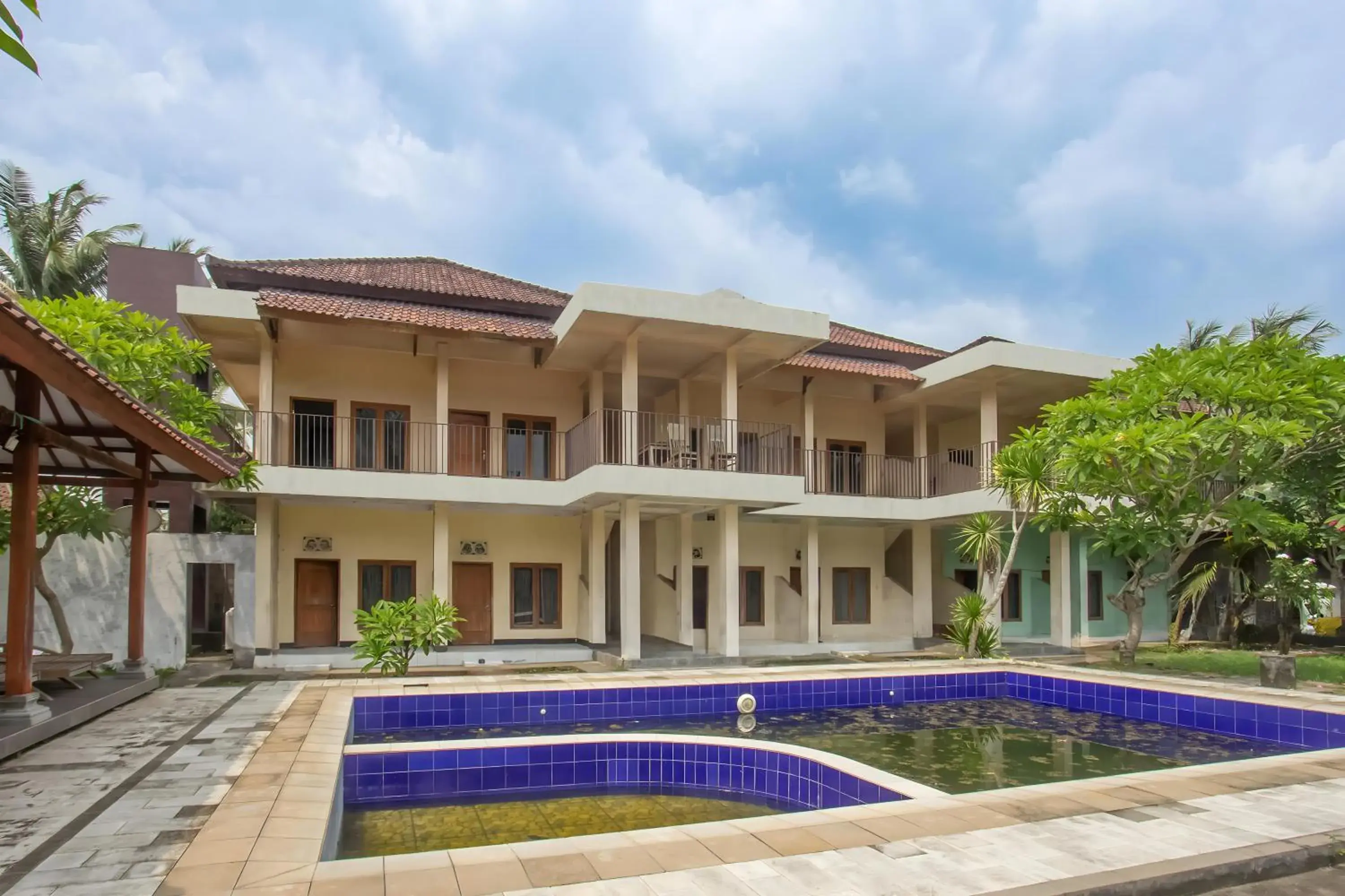 OYO 93440 Warde Hotel Near Sae Restaurant OYO 93440 Warde Hotel Near Sae Restaurant