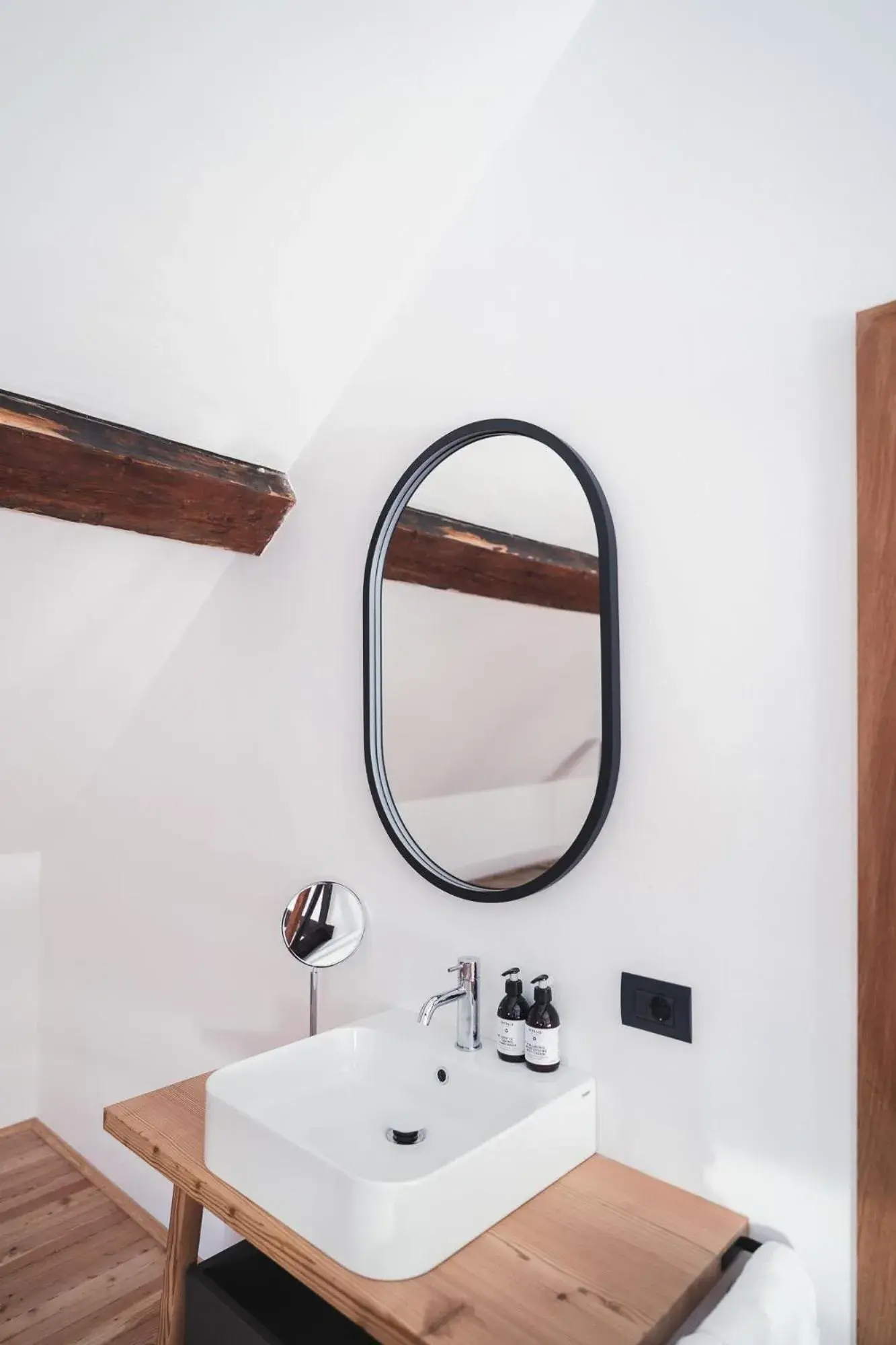 Junior Suite in Ansitz Heufler by Norbert Niederkofler Junior Suite in Ansitz Heufler by Norbert Niederkofler