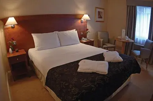 Double & Single - Family Room in Hickstead Hotel Double & Single - Family Room in Hickstead Hotel