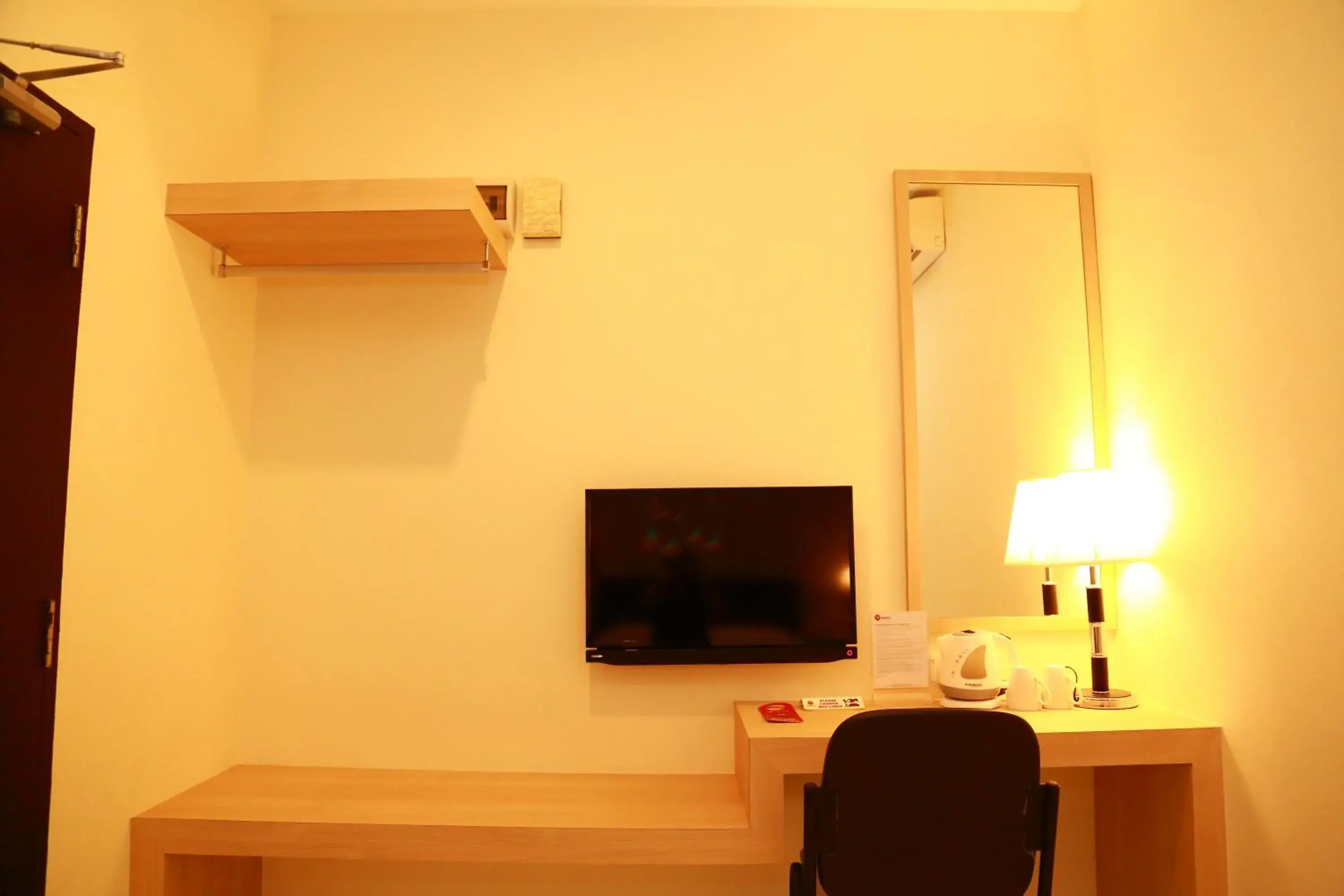 Standard King Room in De Elements Business Hotel KL Standard King Room in De Elements Business Hotel KL