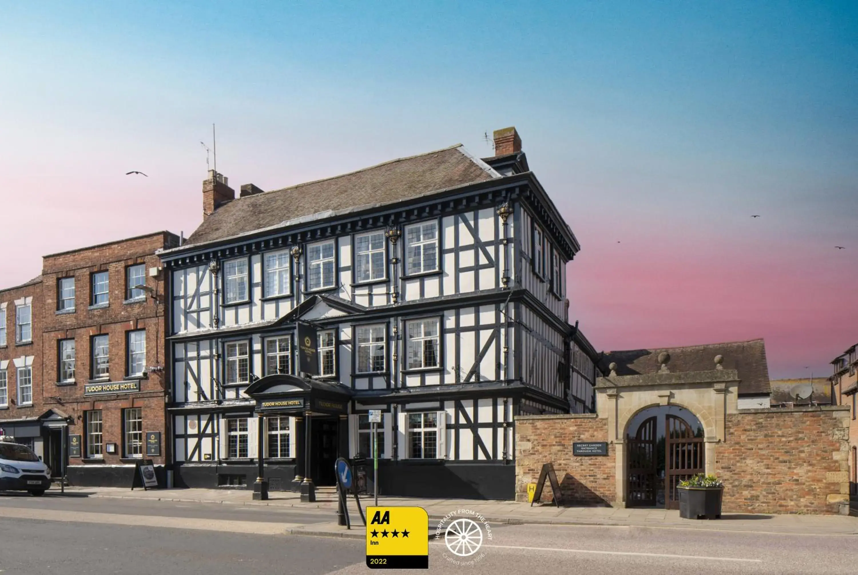The Tudor House Hotel, Tewkesbury, Gloucestershire - The Coaching Inn Group The Tudor House Hotel, Tewkesbury, Gloucestershire - The Coaching Inn Group