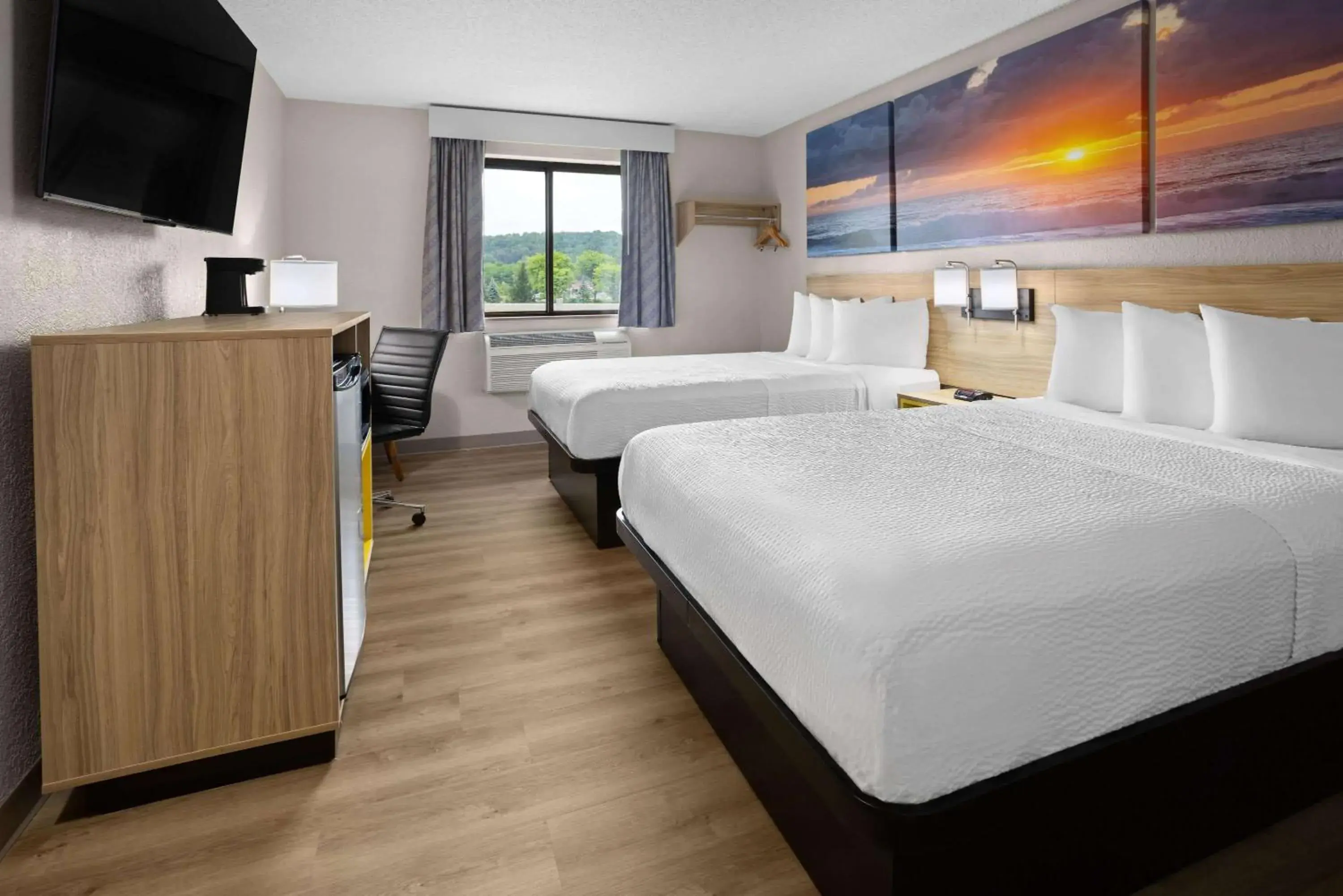 Deluxe Double Room with Two Double Beds - Non-Smoking in Days Inn by Wyndham Hornell NY Deluxe Double Room with Two Double Beds - Non-Smoking in Days Inn by Wyndham Hornell NY