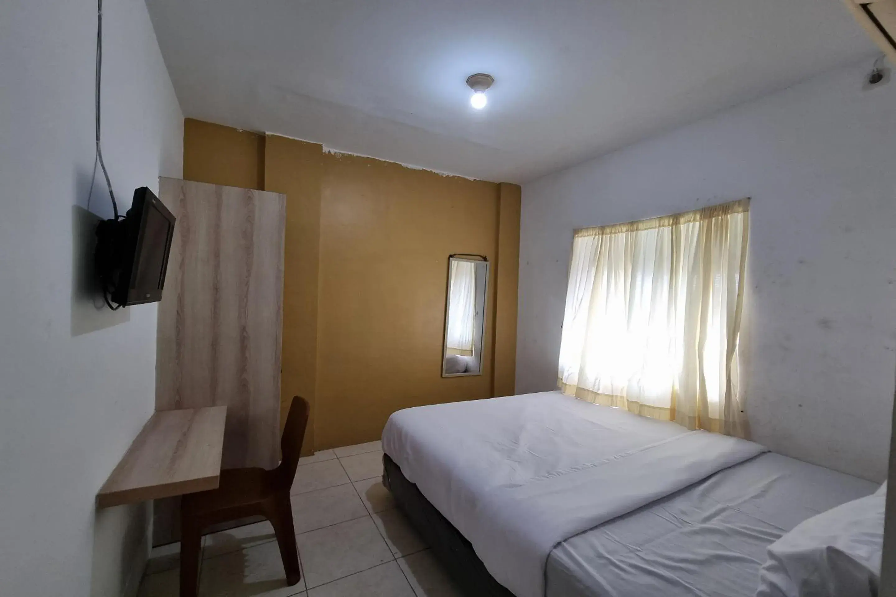 Standard King Room in Hotel O Wira Residensia Syariah Standard King Room in Hotel O Wira Residensia Syariah