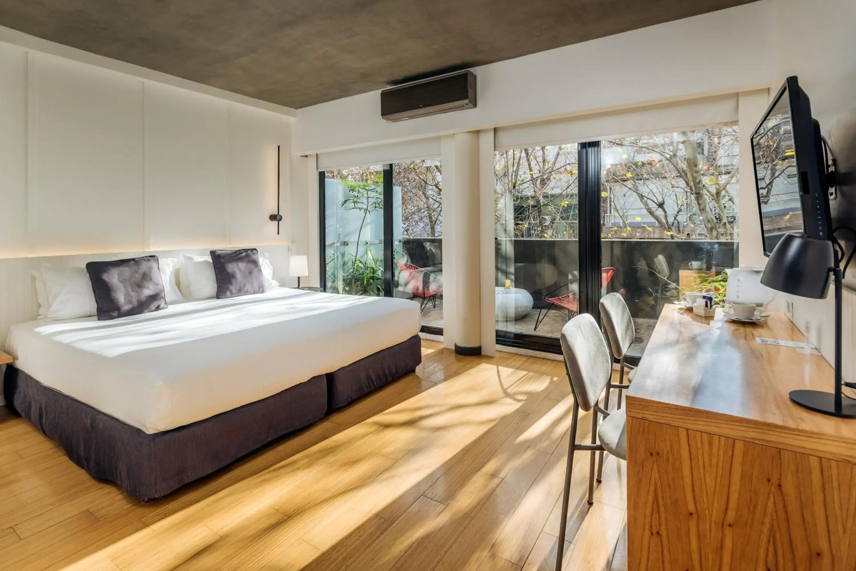 Deluxe Suite with Balcony in Pleno Palermo Soho Deluxe Suite with Balcony in Pleno Palermo Soho