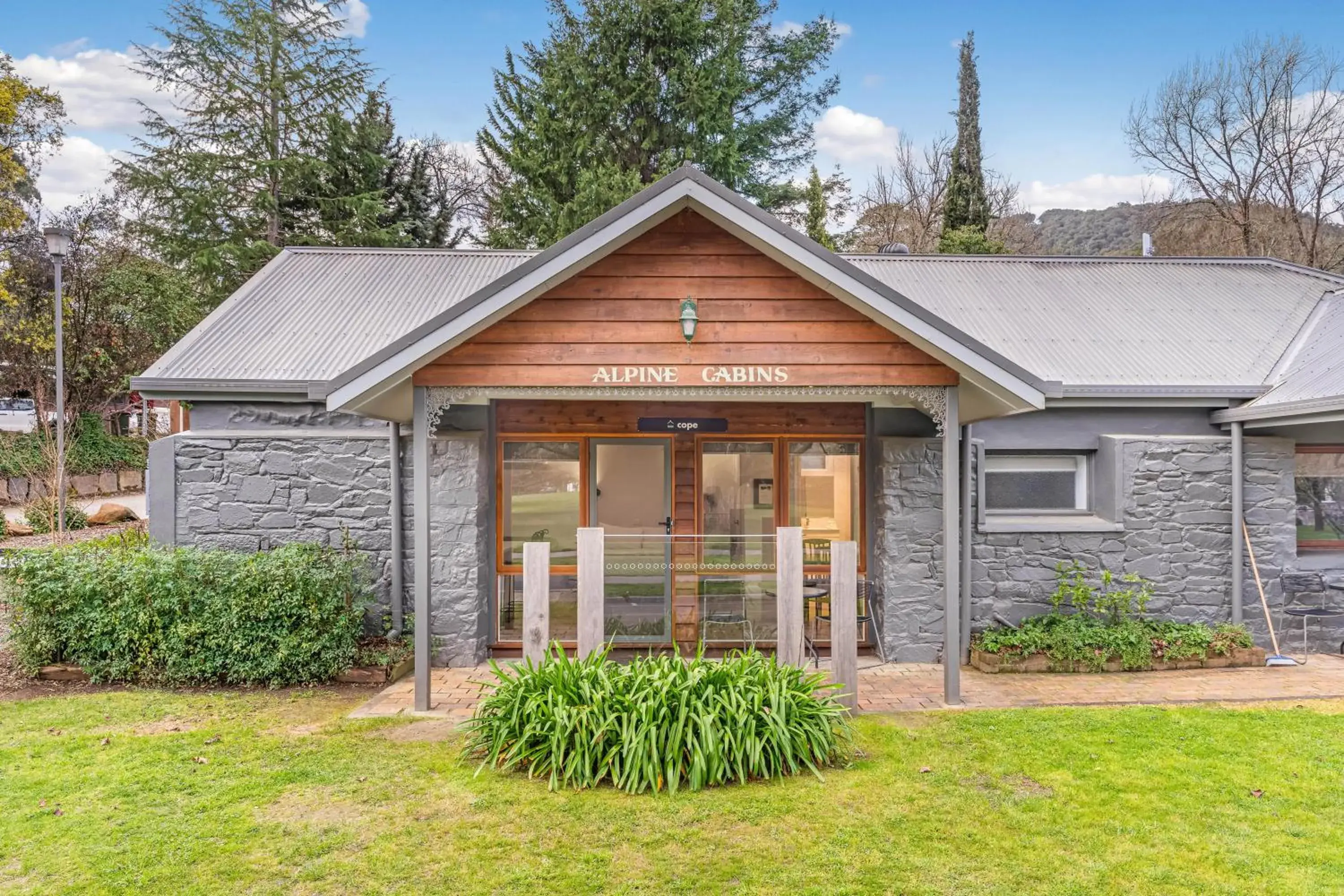 Studio Unit in BIG4 Tasman Holiday Parks - Bright Studio Unit in BIG4 Tasman Holiday Parks - Bright