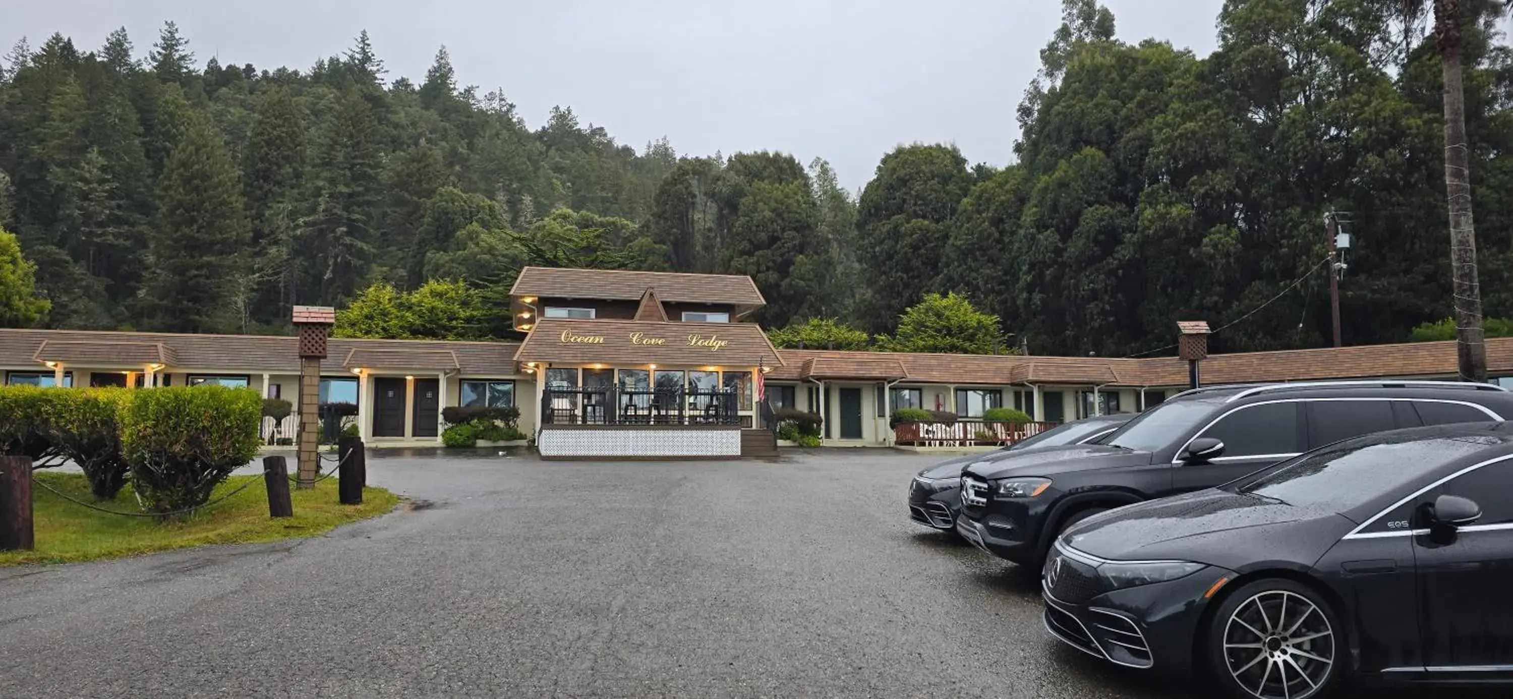 Ocean Cove Lodge Bar & Grill Ocean Cove Lodge Bar & Grill